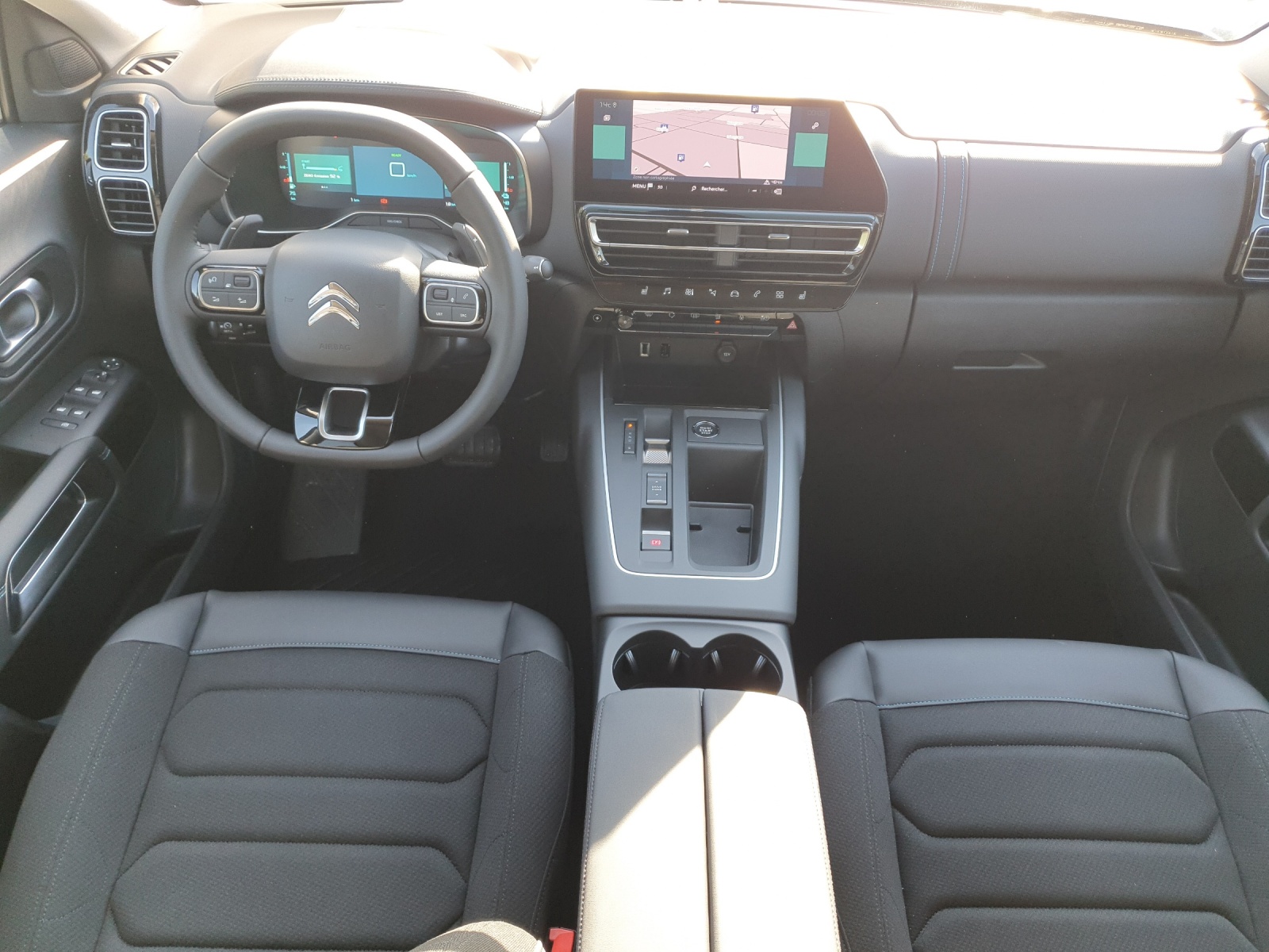 CITROEN C5 Aircross 1.6 Plug-in Hybrid Swiss Edition-image-11