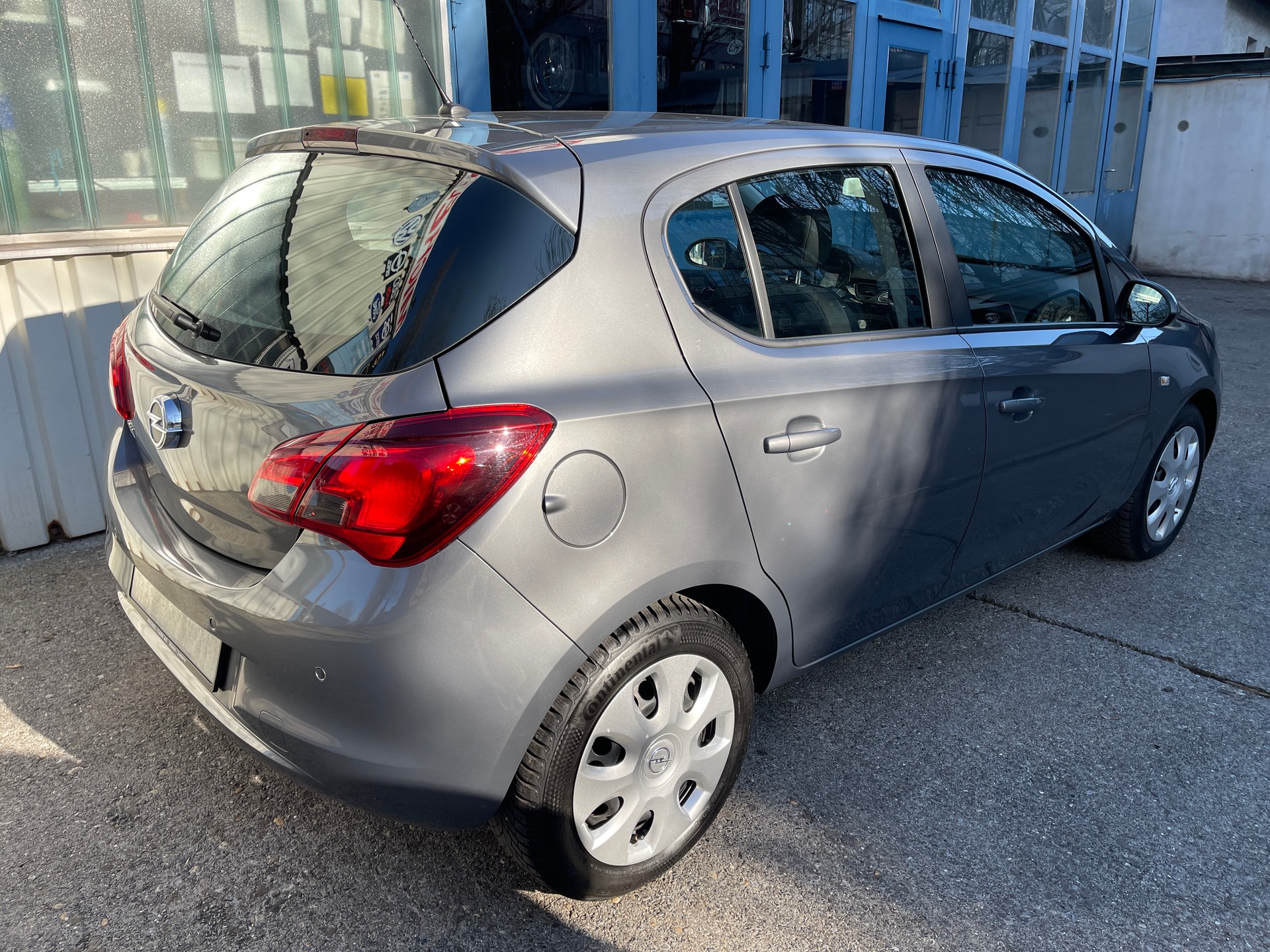 OPEL Corsa 1.4 TP Color Edition Automatic-image-2