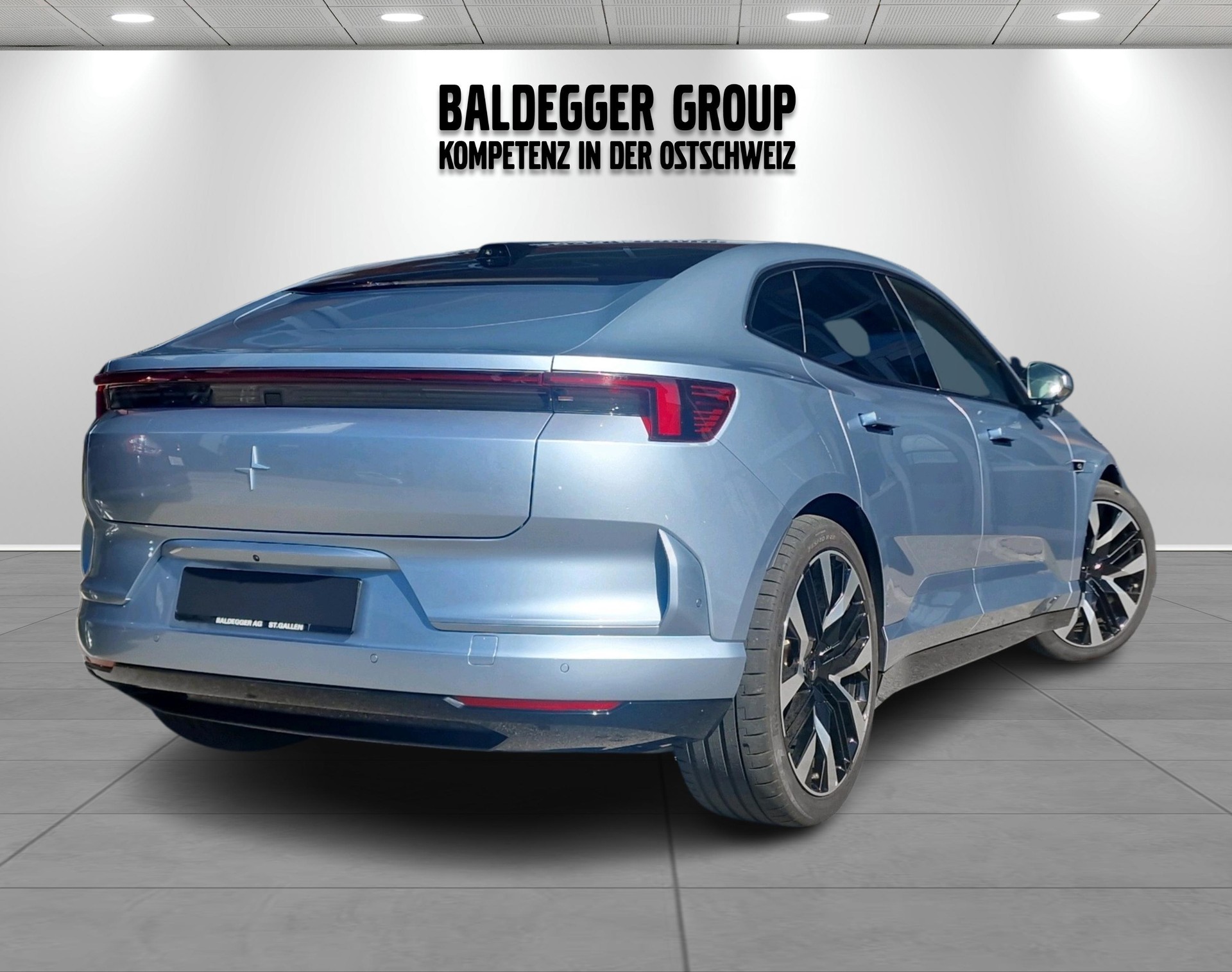 POLESTAR 4 Long Range Dual Motor-image-1