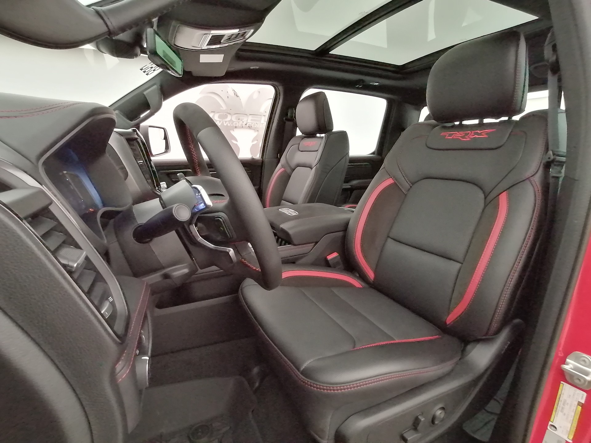 DODGE Ram 1500 TRX 6.2 V8-image-7