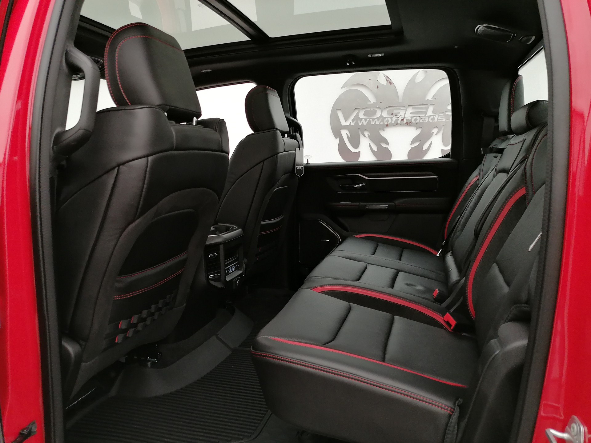 DODGE Ram 1500 TRX 6.2 V8-image-8