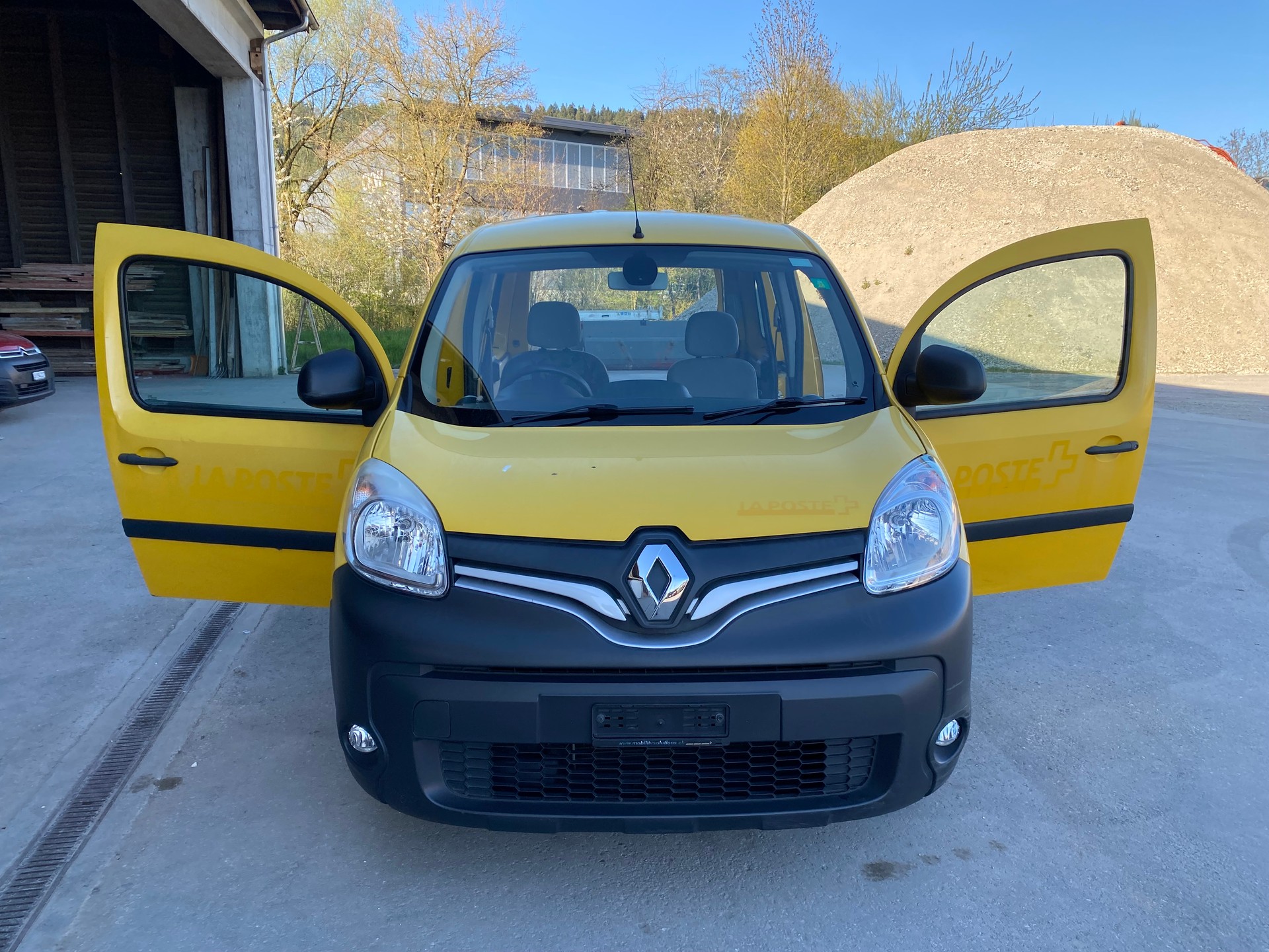 RENAULT Kangoo Medium 1.6 105 Business A-image-6