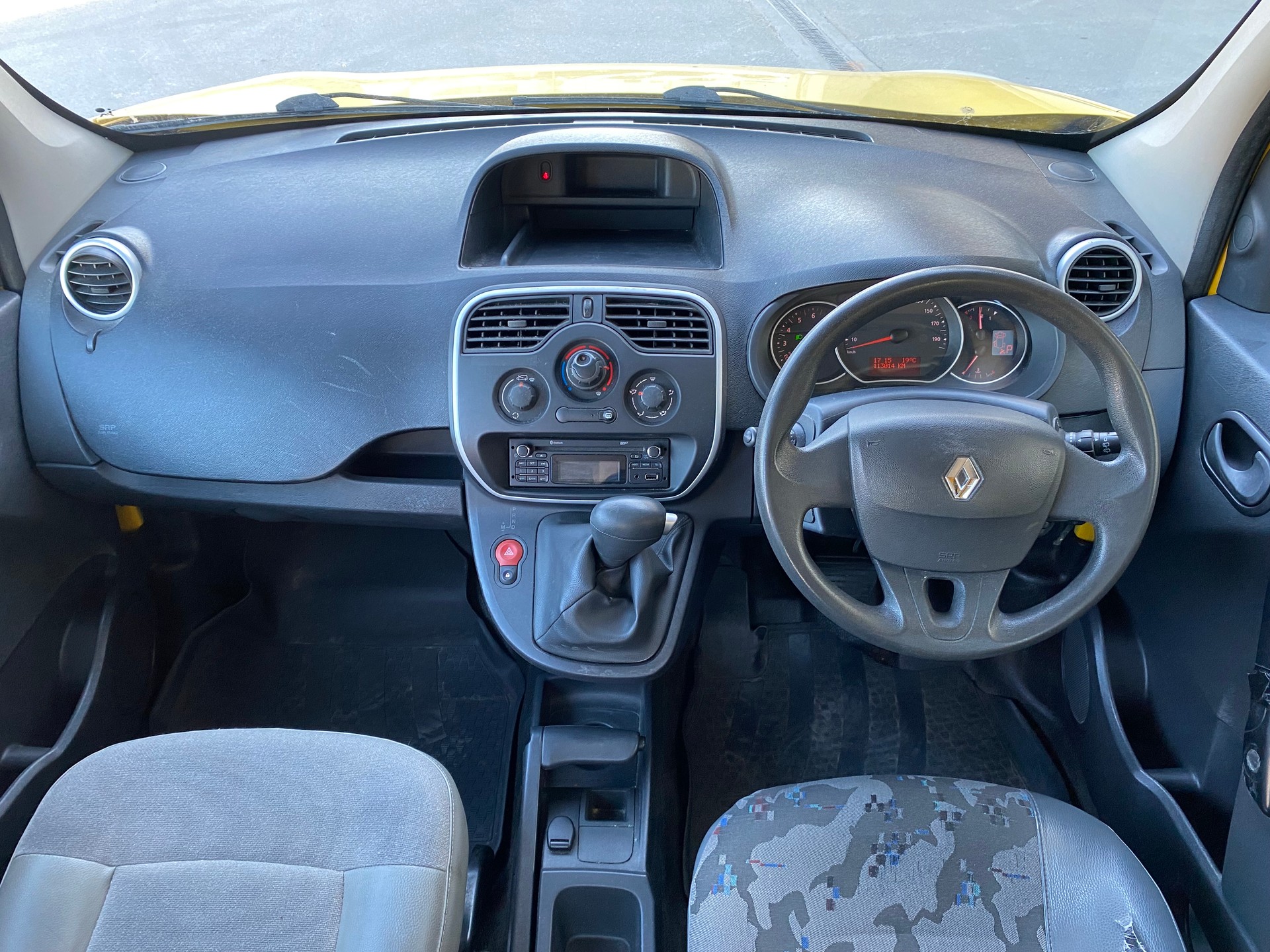 RENAULT Kangoo Medium 1.6 105 Business A-image-12