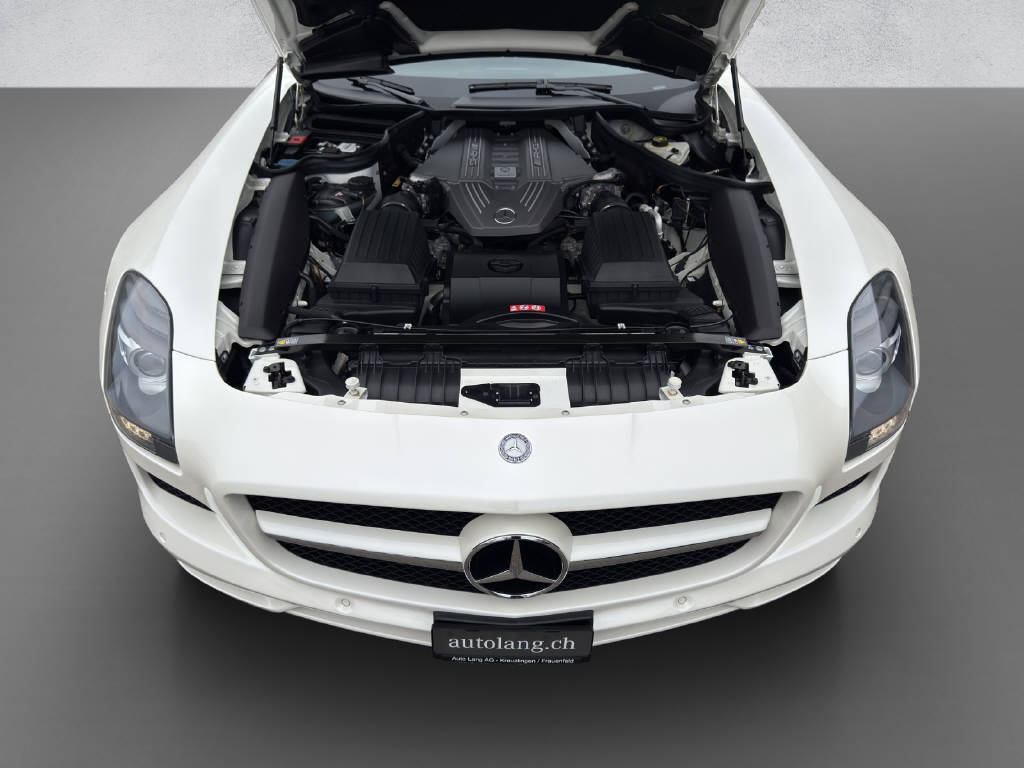 MERCEDES-BENZ SLS AMG Roadster-image-9