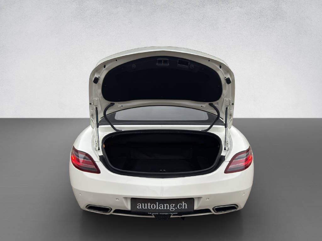 MERCEDES-BENZ SLS AMG Roadster-image-8