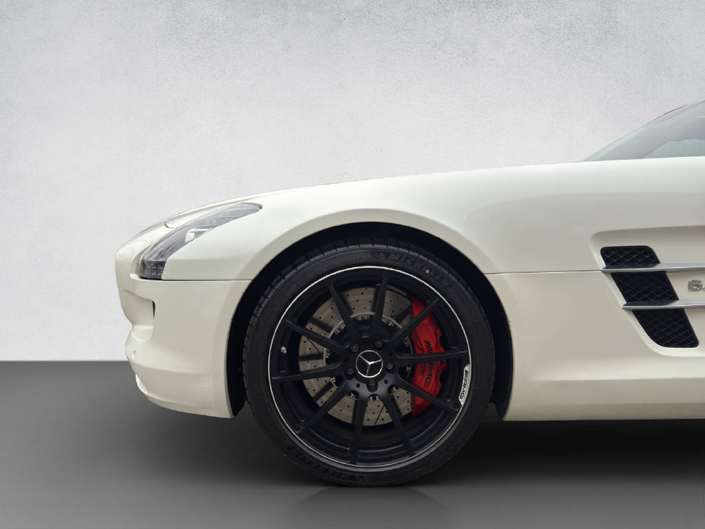 MERCEDES-BENZ SLS AMG Roadster-image-7