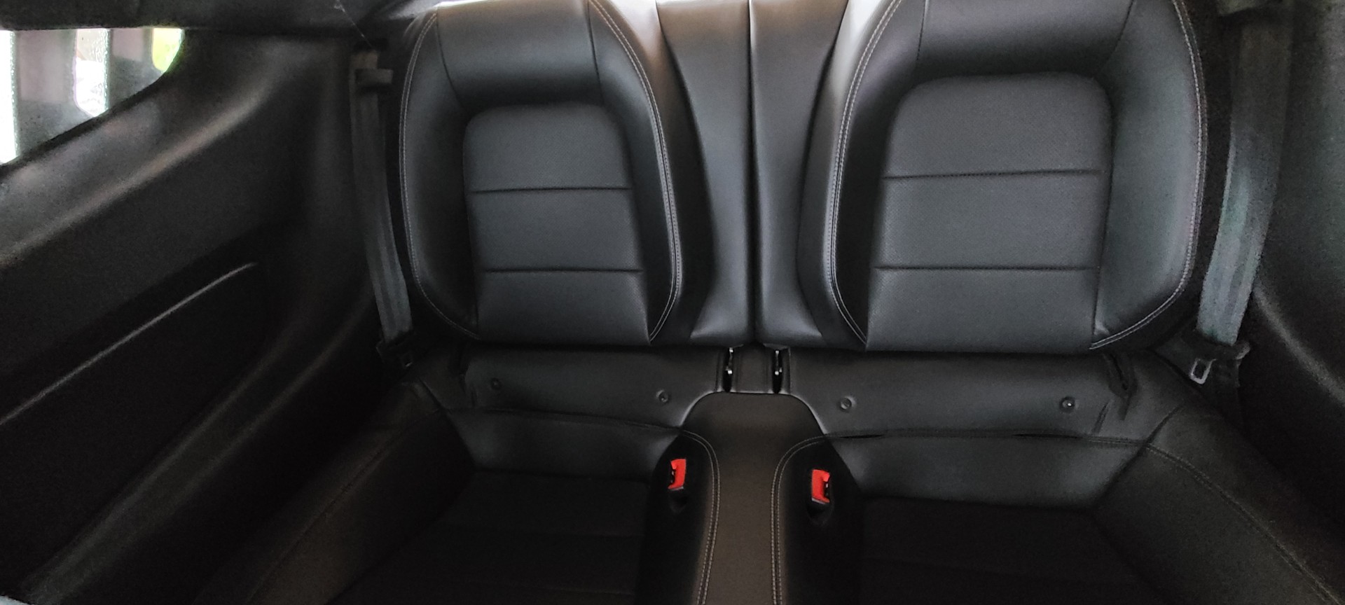 FORD Mustang Fastback 2.3-image-11