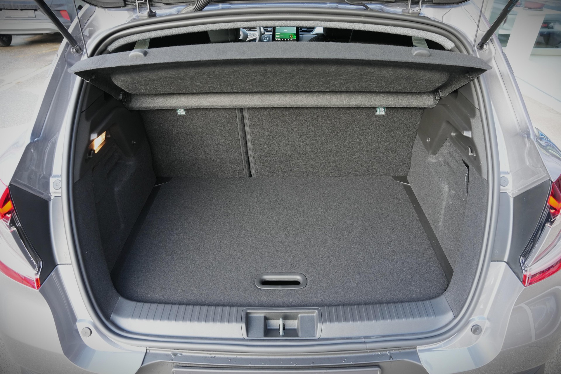 MITSUBISHI ASX 1.8 HEV Invite-image-8