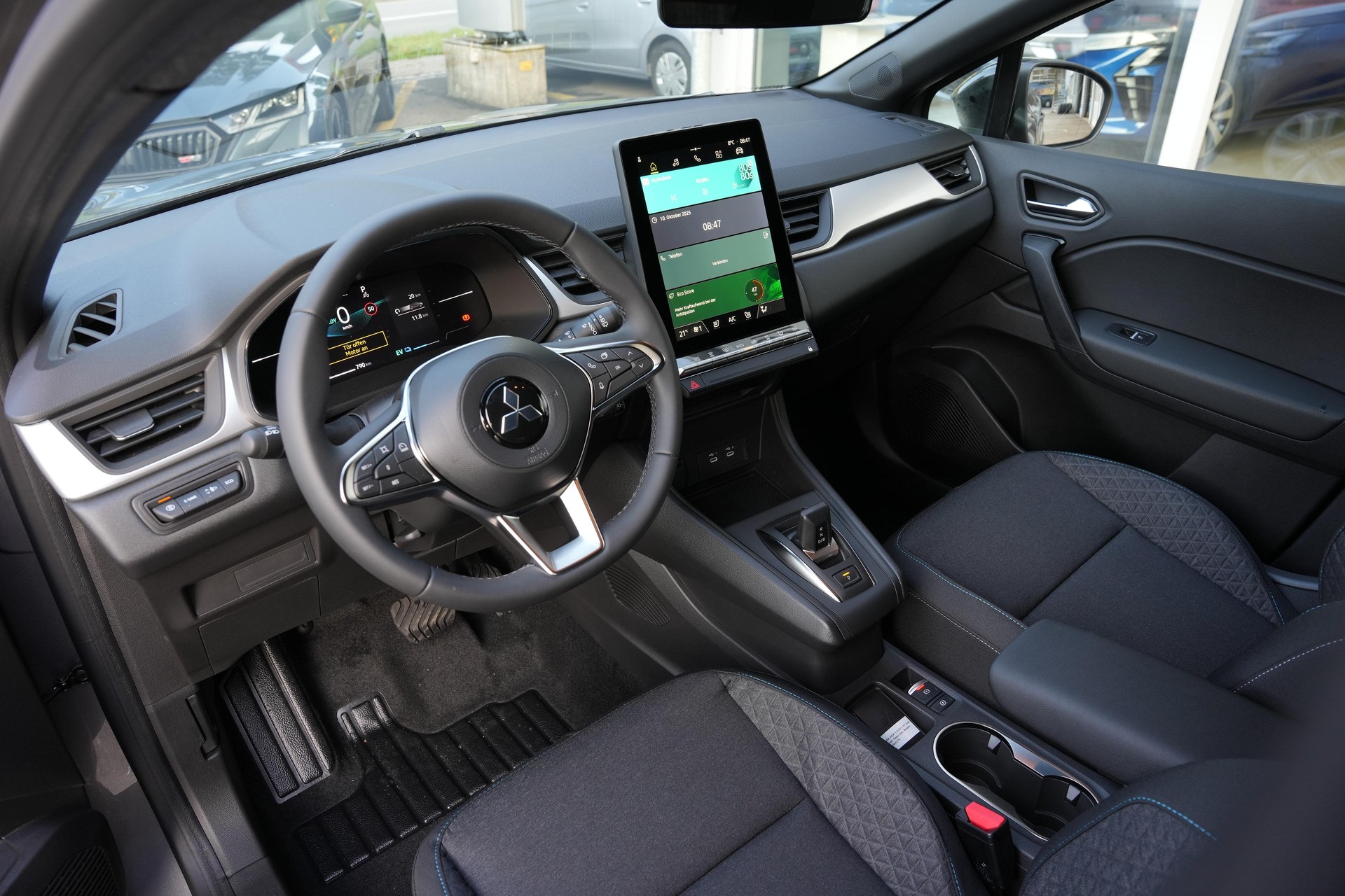 MITSUBISHI ASX 1.8 HEV Invite-image-5
