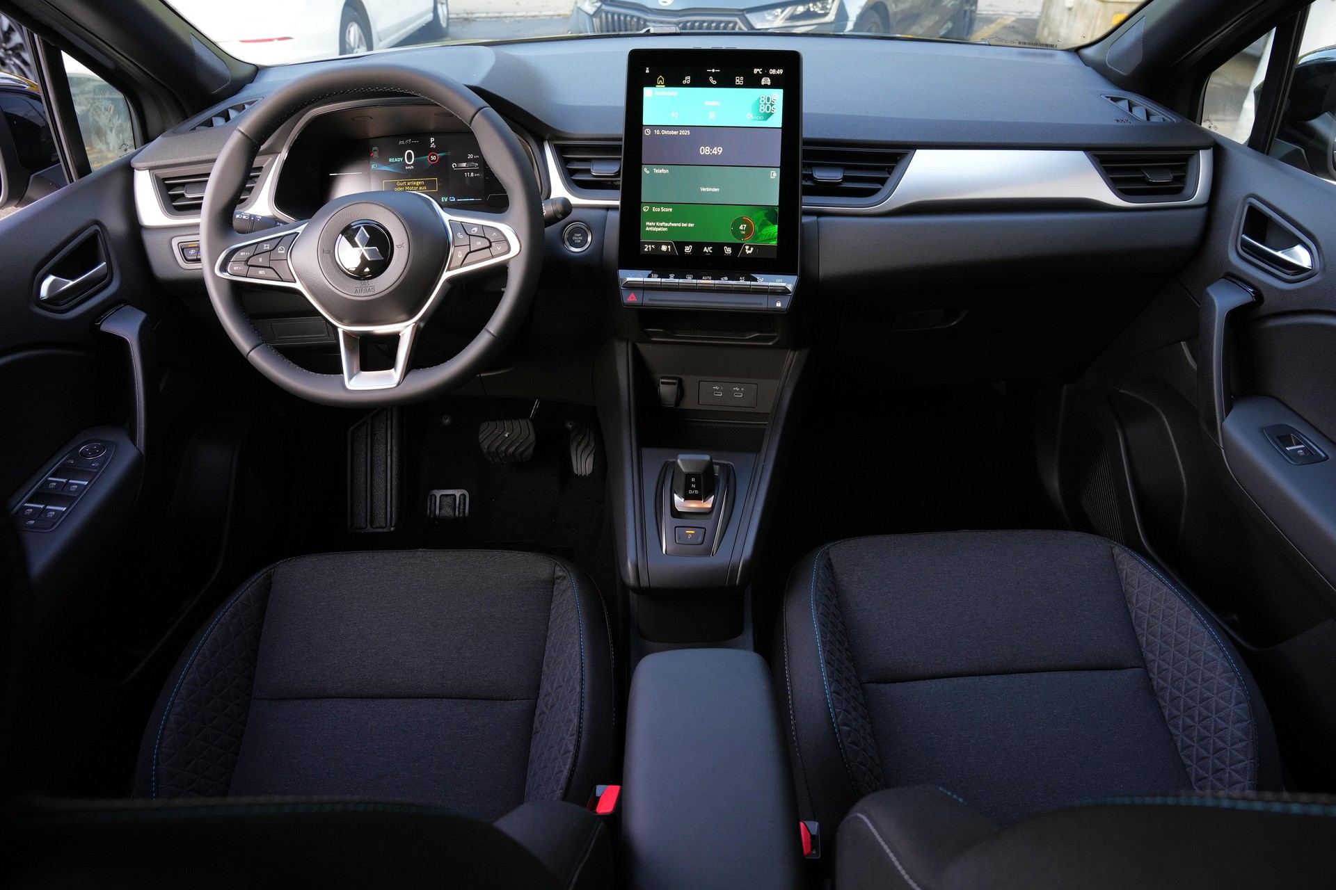 MITSUBISHI ASX 1.8 HEV Invite-image-9