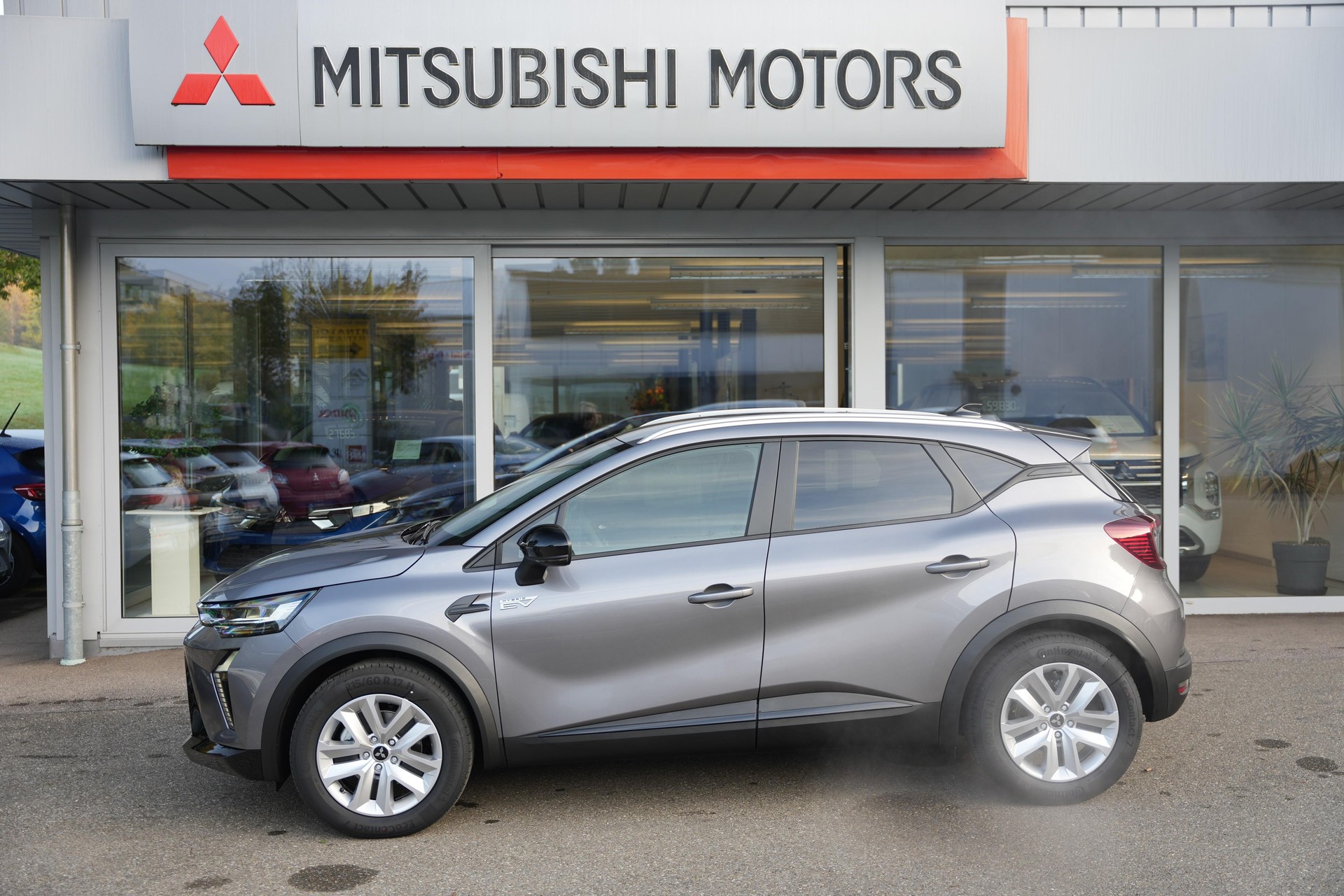 MITSUBISHI ASX 1.8 HEV Invite-image-2