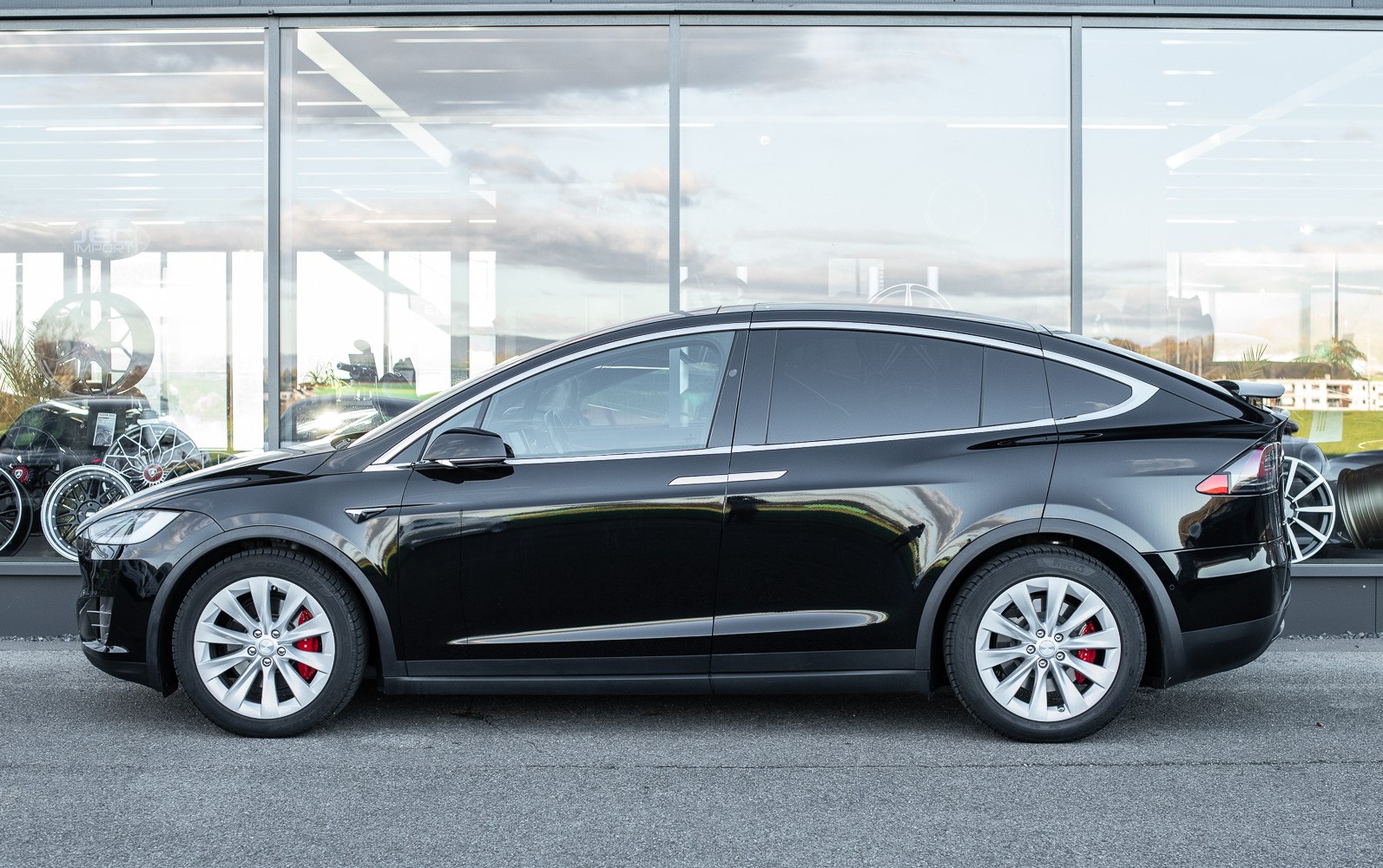 TESLA Model X 100 D Performance Ludicrous +-image-3