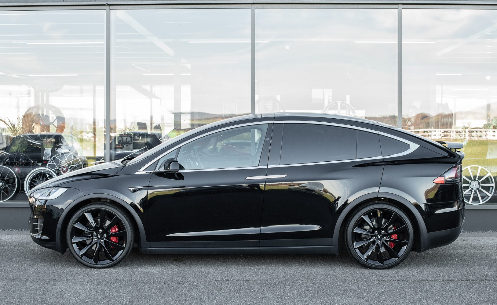 TESLA Model X 100 D Performance Ludicrous +-image-0