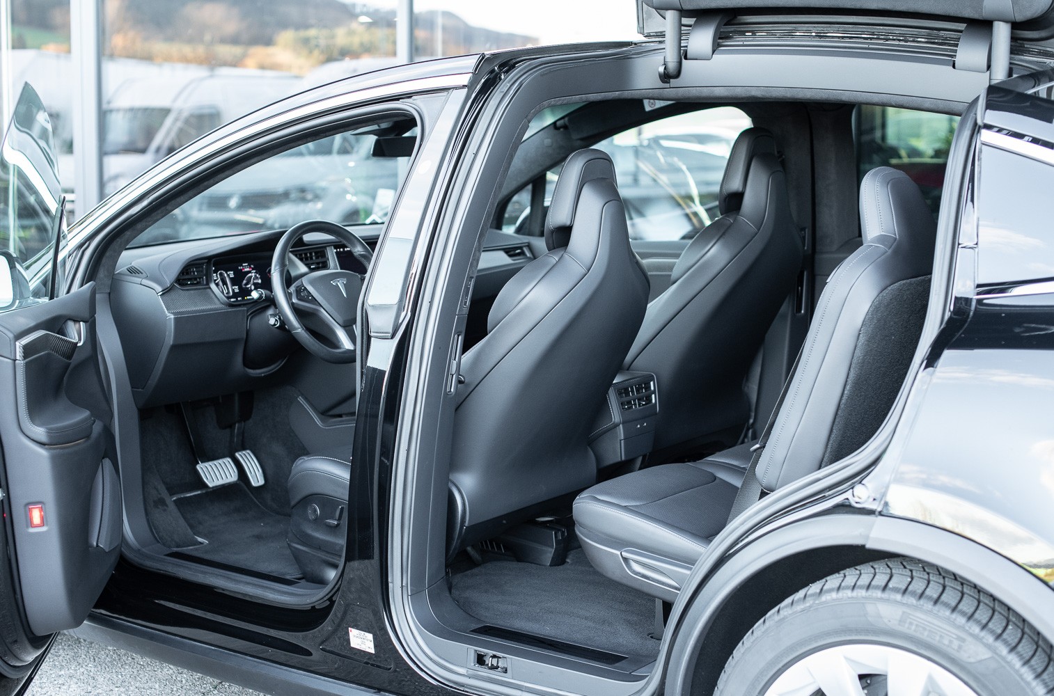 TESLA Model X 100 D Performance Ludicrous +-image-11