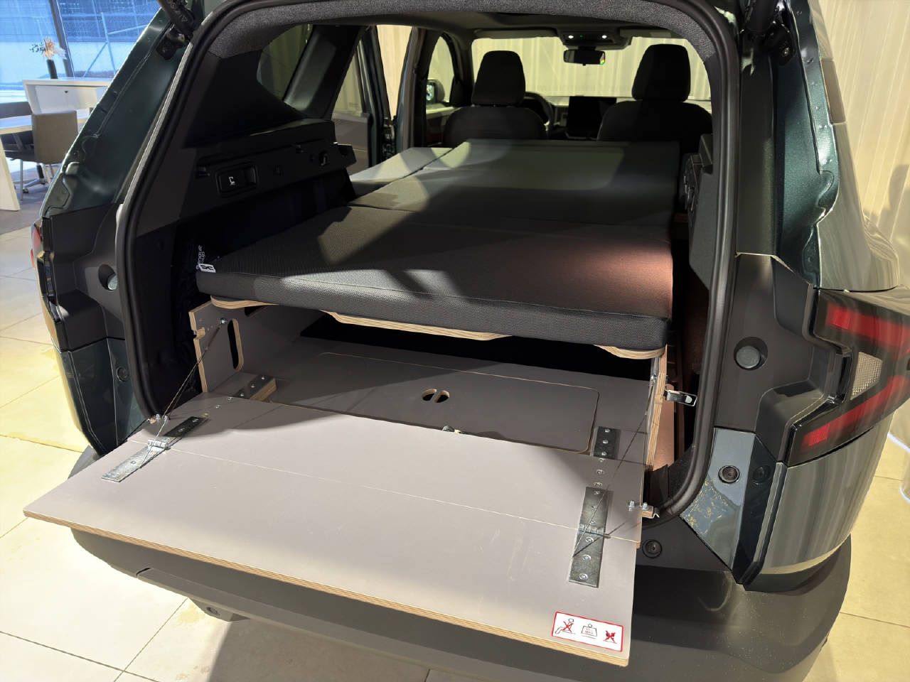 DACIA Bigster 1.8 Hybrid Journey-image-16