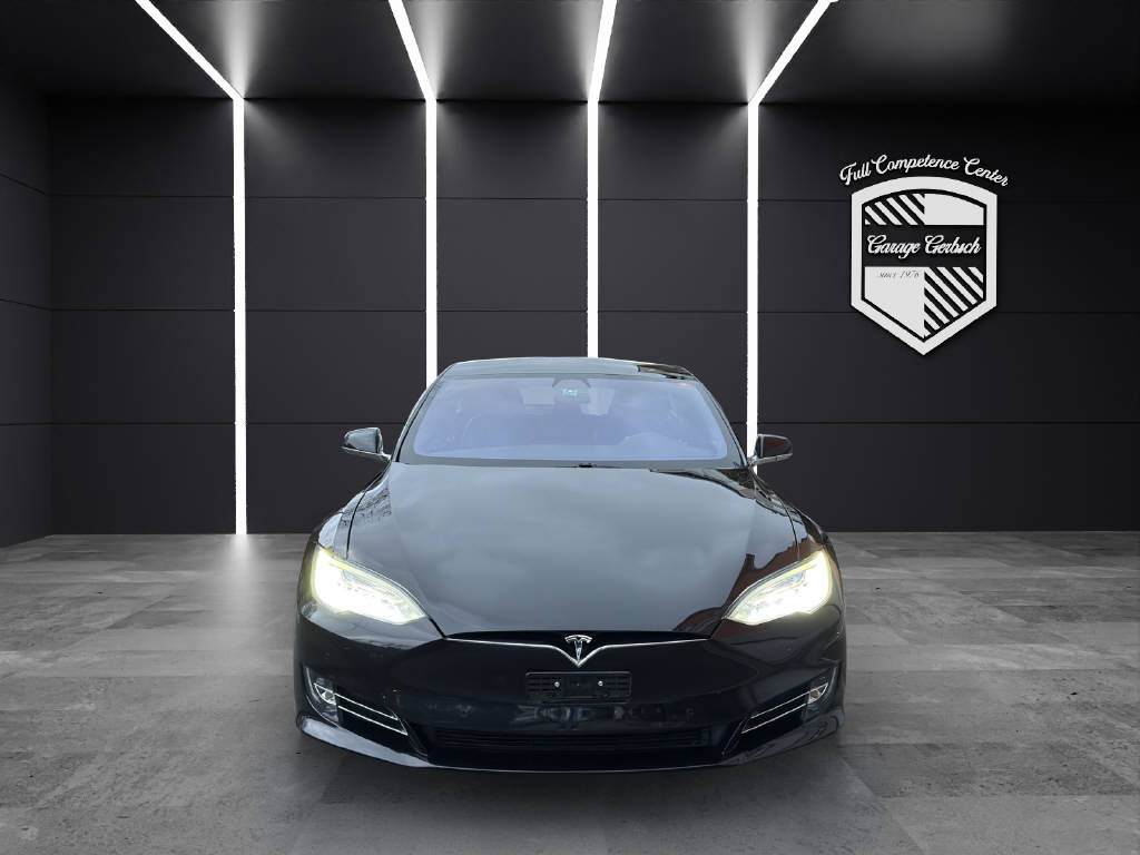 TESLA Model S 75 D-image-2