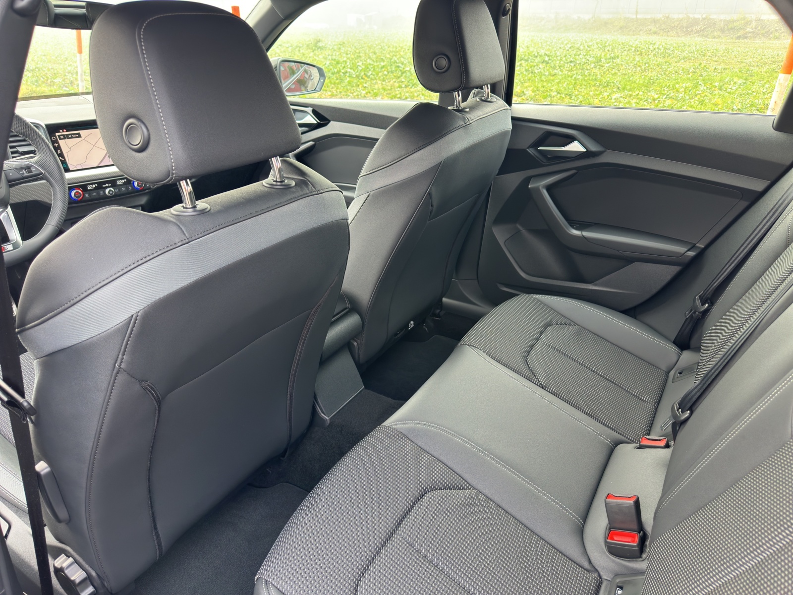 AUDI A1 Sportback 30 TFSI Attraction S-tronic-image-17