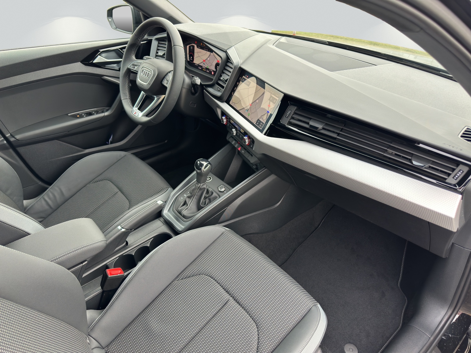 AUDI A1 Sportback 30 TFSI Attraction S-tronic-image-7