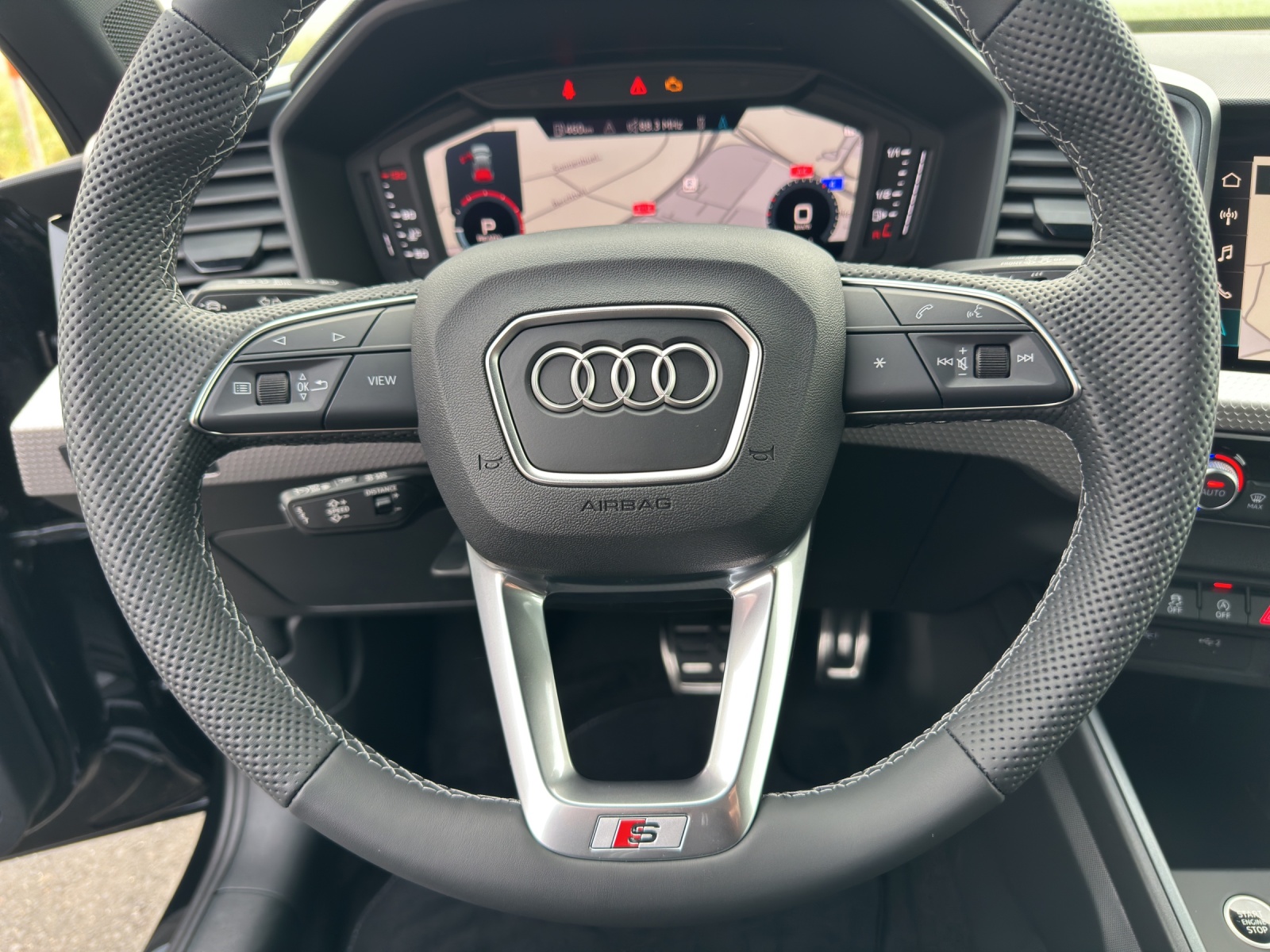 AUDI A1 Sportback 30 TFSI Attraction S-tronic-image-13