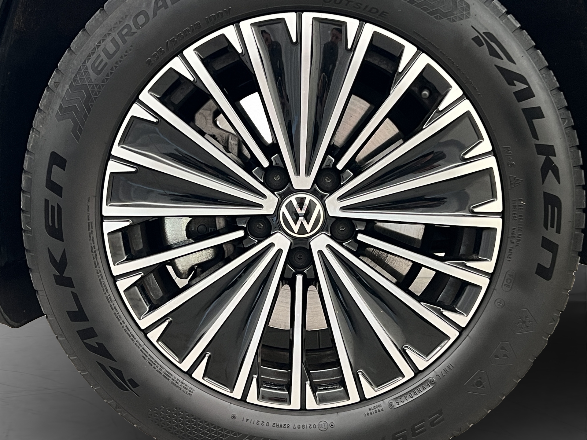 VW Tayron 2.0 TSI Elegance DSG 4motion-image-8