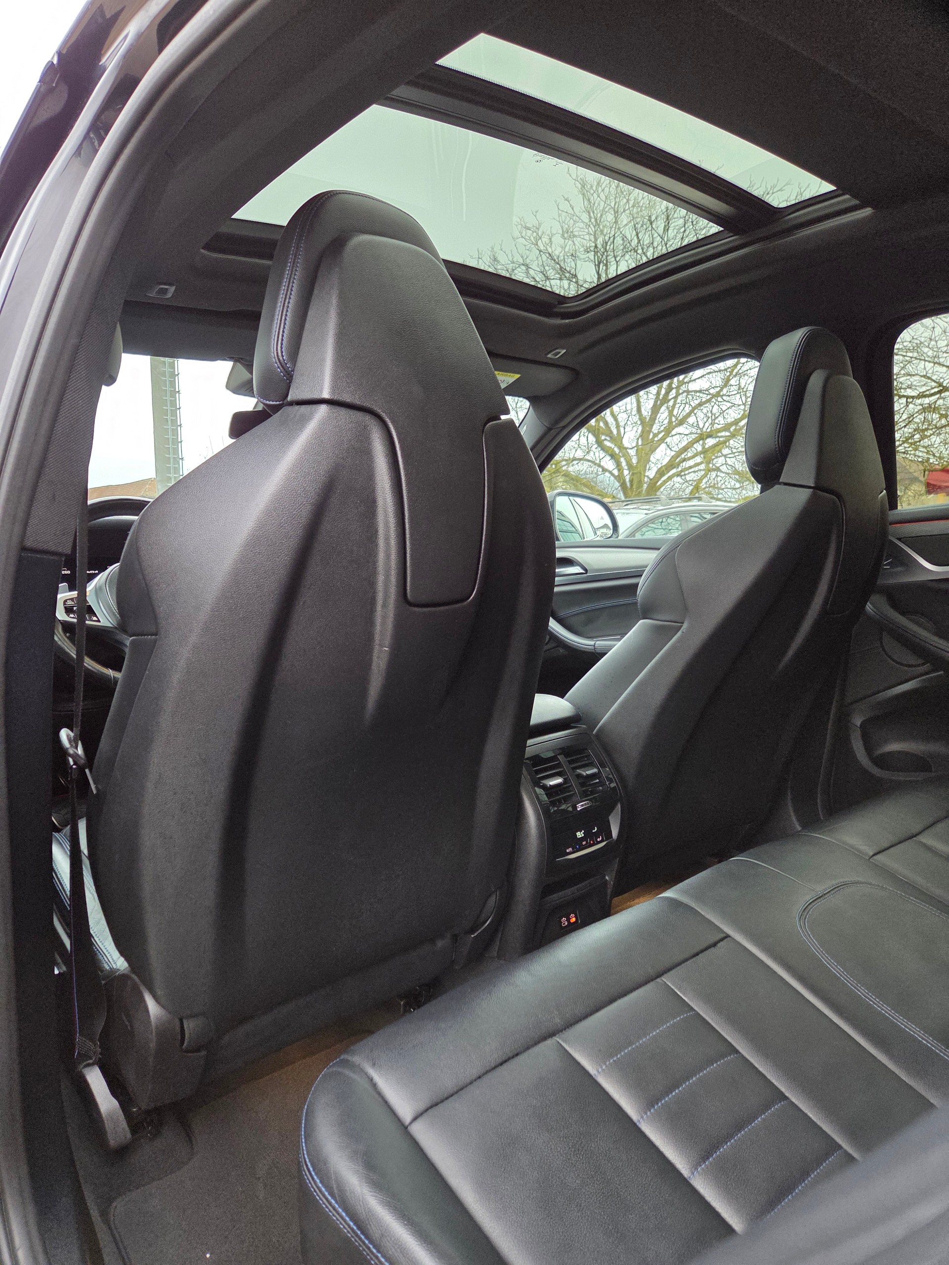 BMW X4 xDrive 48V M40d Steptronic-image-8