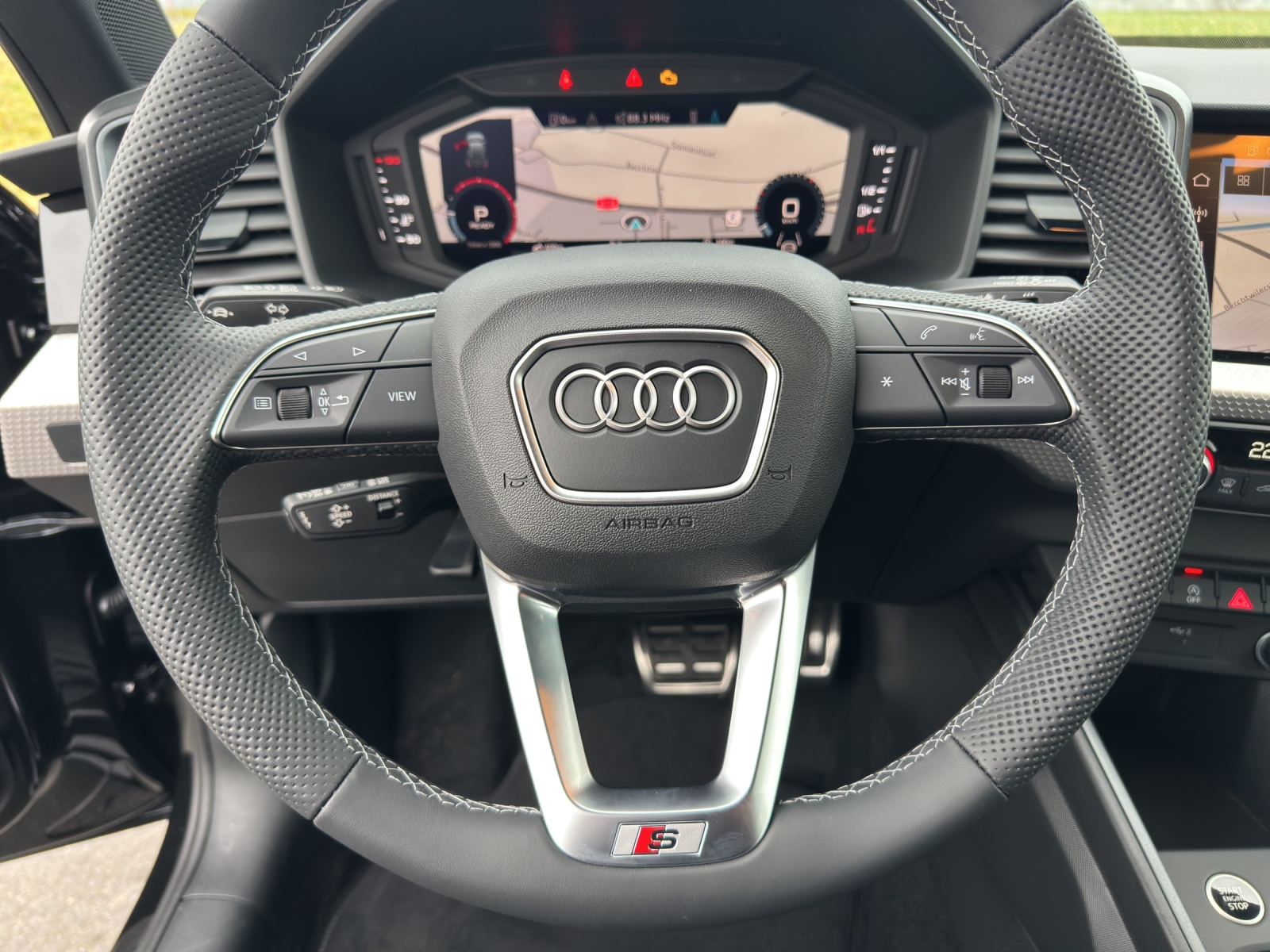 AUDI A1 Sportback 30 TFSI Attraction S-tronic-image-13