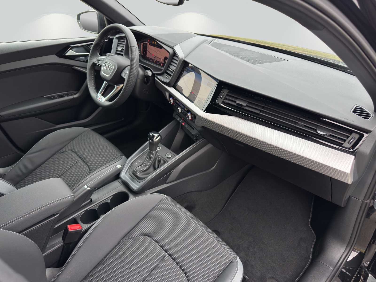 AUDI A1 Sportback 30 TFSI Attraction S-tronic-image-7
