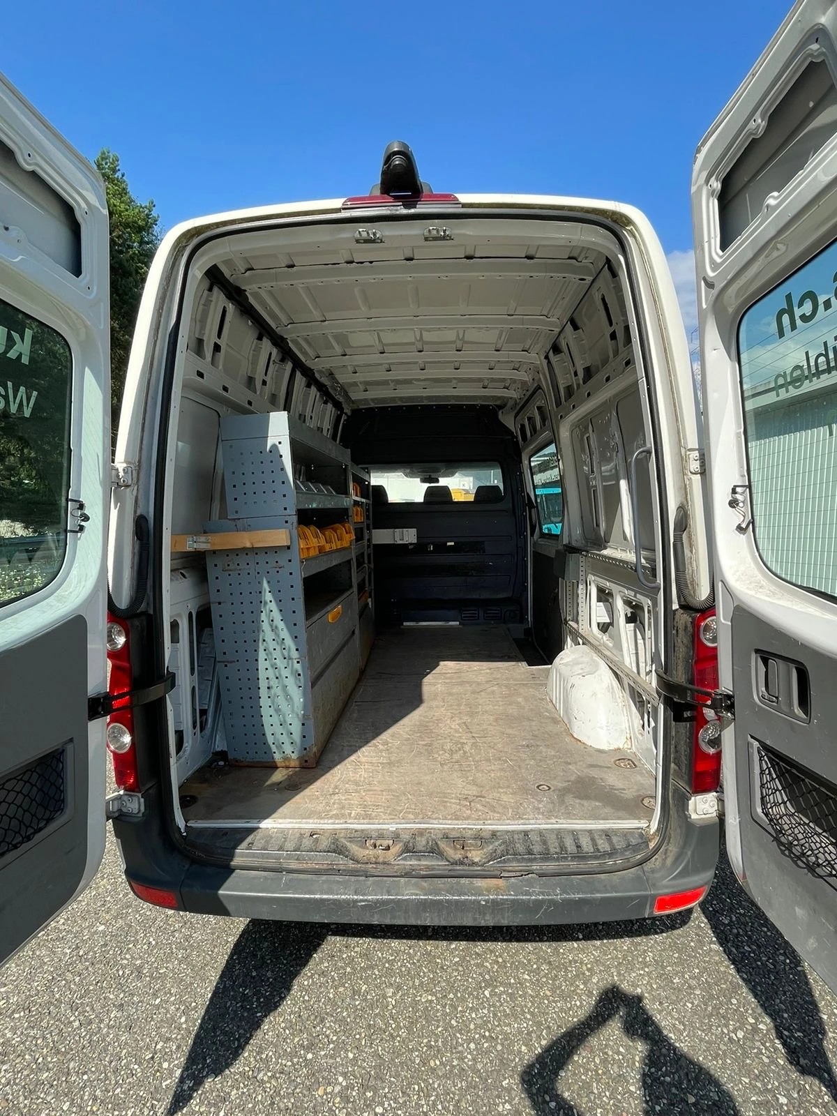 VW Crafter 35 2.0 TDI CR-image-12