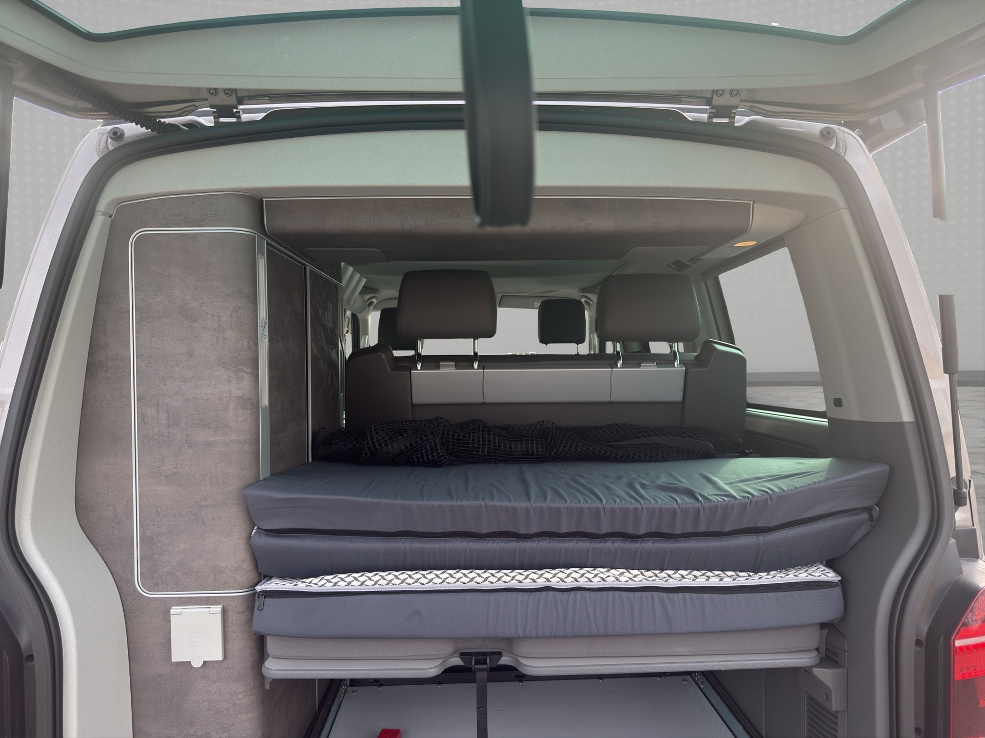 VW T6.1 California 2.0 TDI Ocean Liberty DSG-image-16