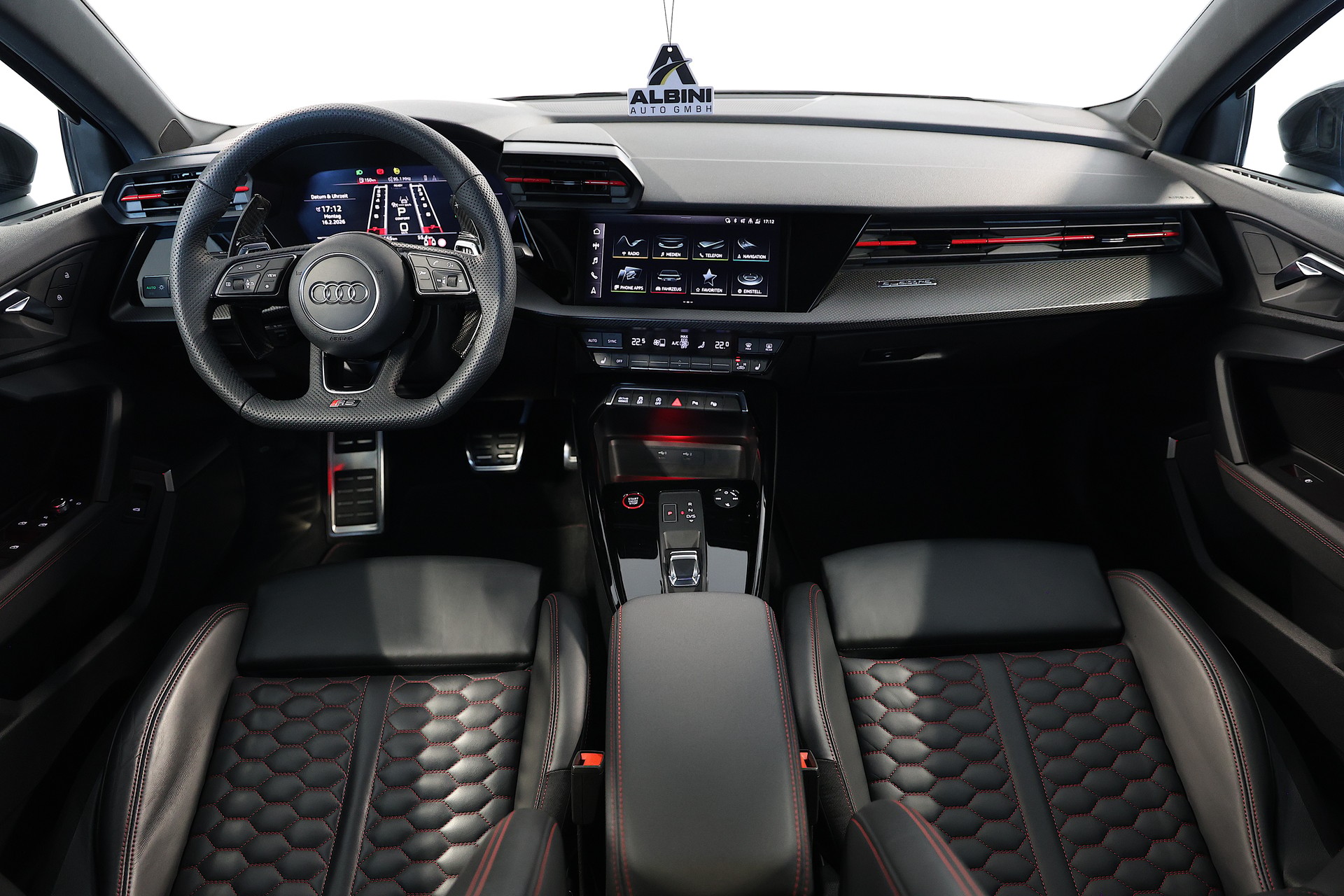 AUDI RS3 Limousine 2.5 TSI quattro *Unikat* *460PS* S-tronic-image-11