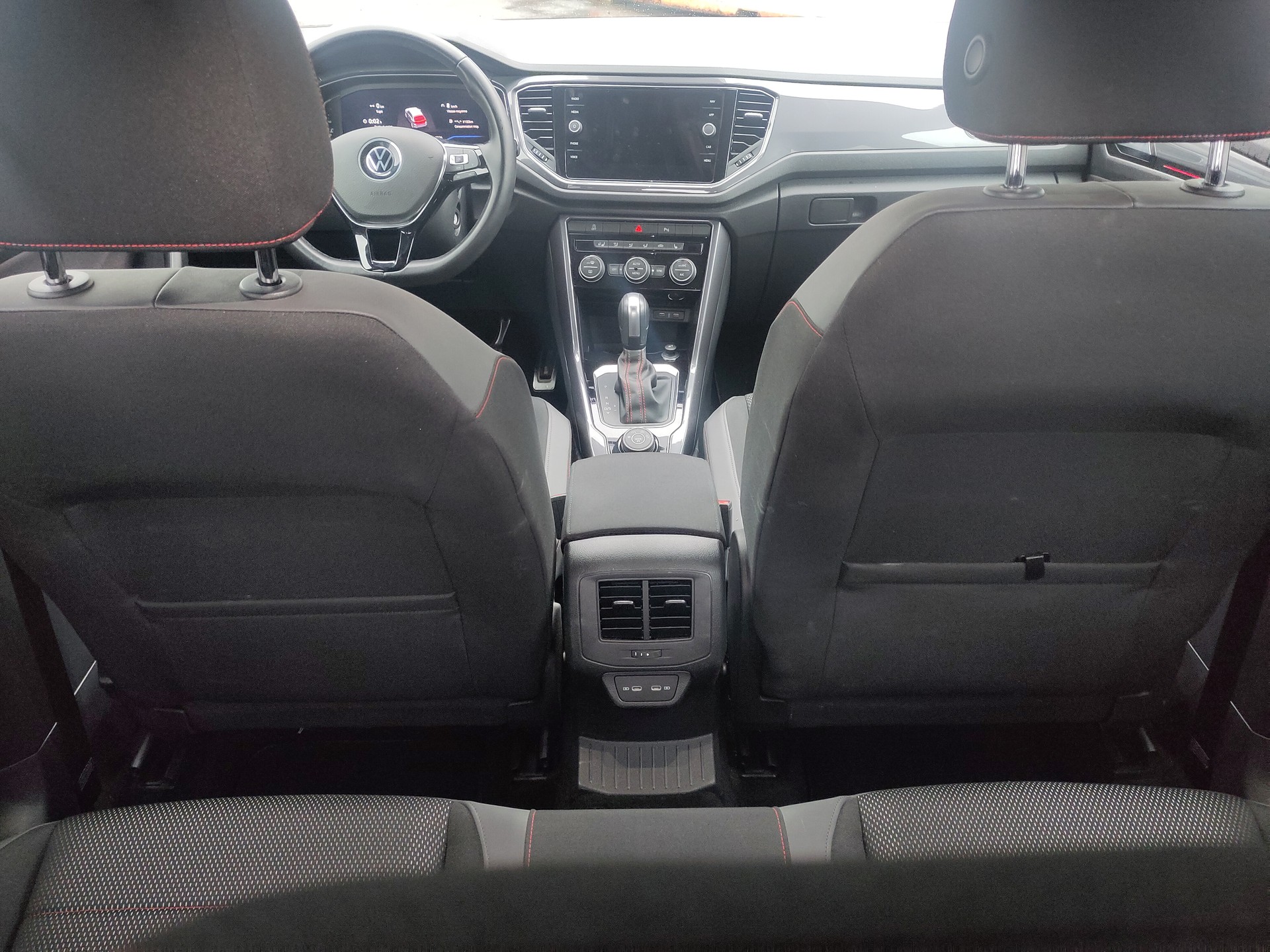 VW T-Roc 2.0 TSI Sport DSG 4Motion-image-12