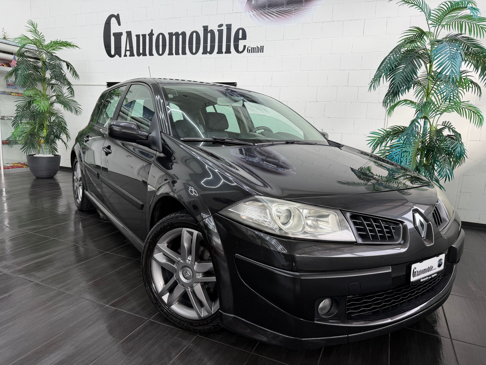 RENAULT Mégane 2.0 16V GT⭐️-showroom-element-1