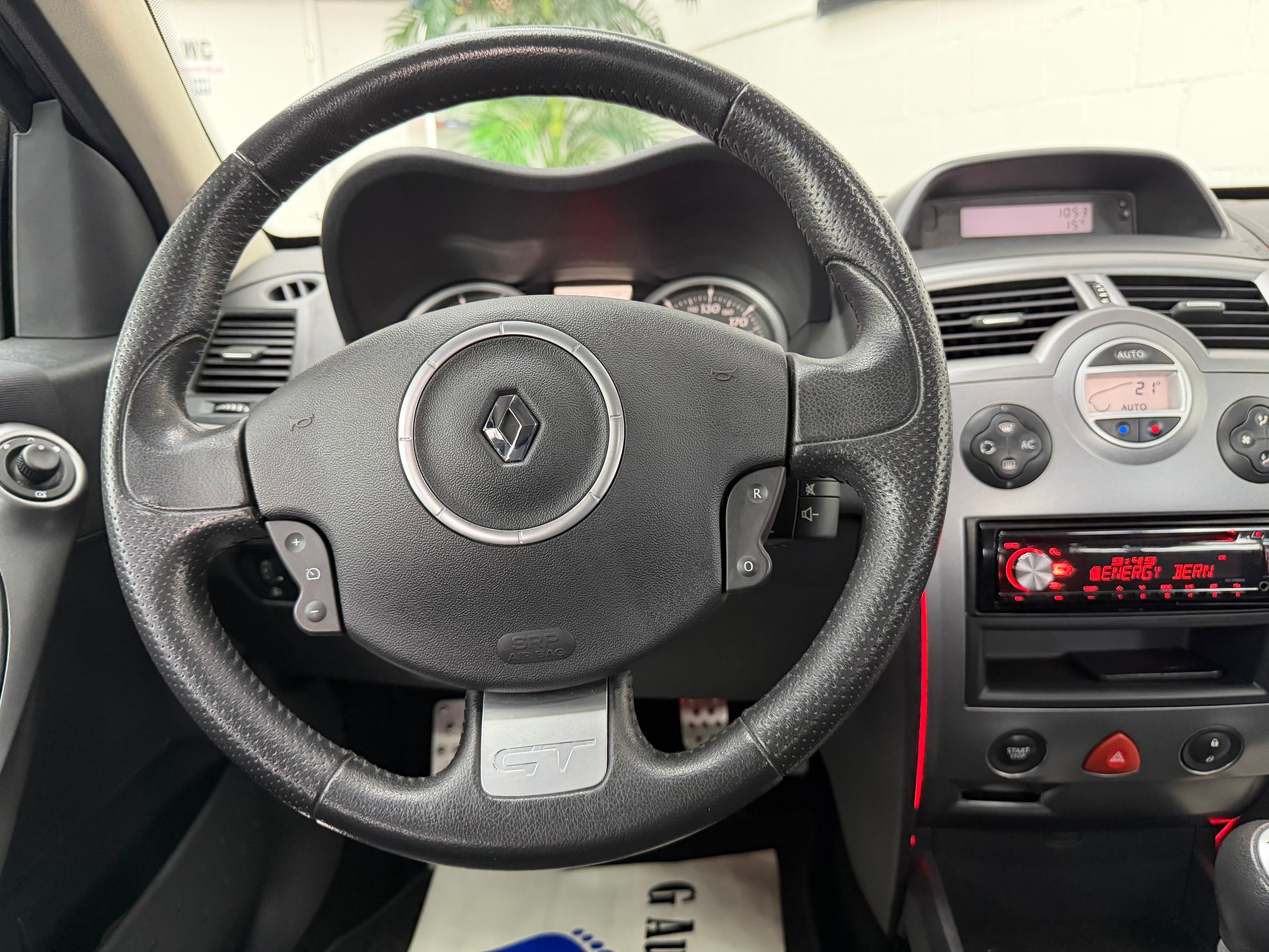 RENAULT Mégane 2.0 16V GT⭐️-image-10