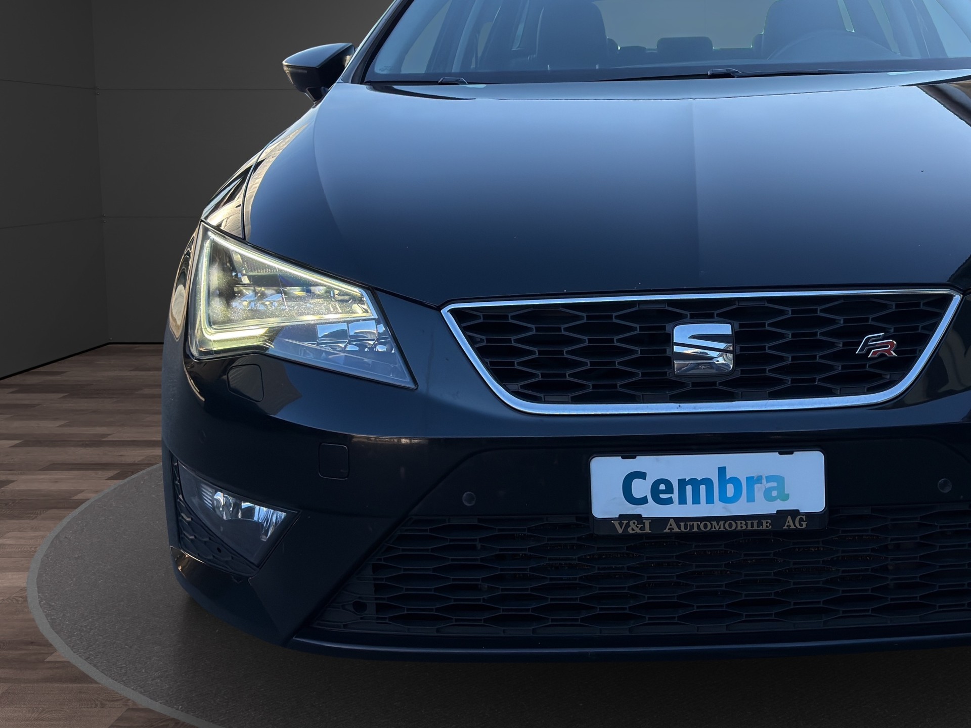 SEAT Leon ST 1.4 TSI FR Line DSG-image-8