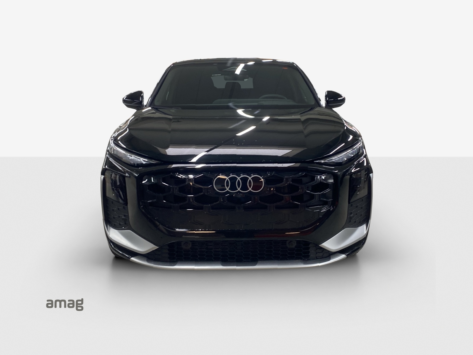 AUDI Q3 Sportback 110 kW TFSI S tronic-image-6