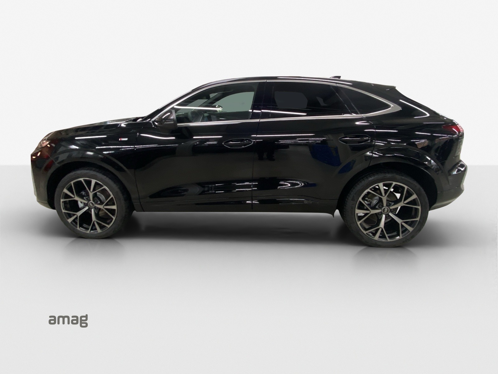 AUDI Q3 Sportback 110 kW TFSI S tronic-image-1