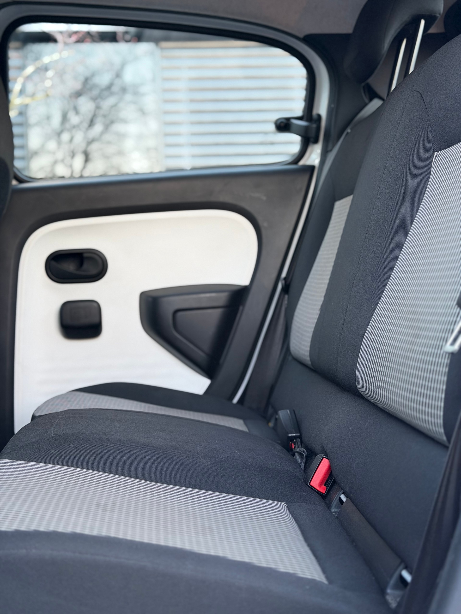 RENAULT Twingo 1.0 Liberty-image-7