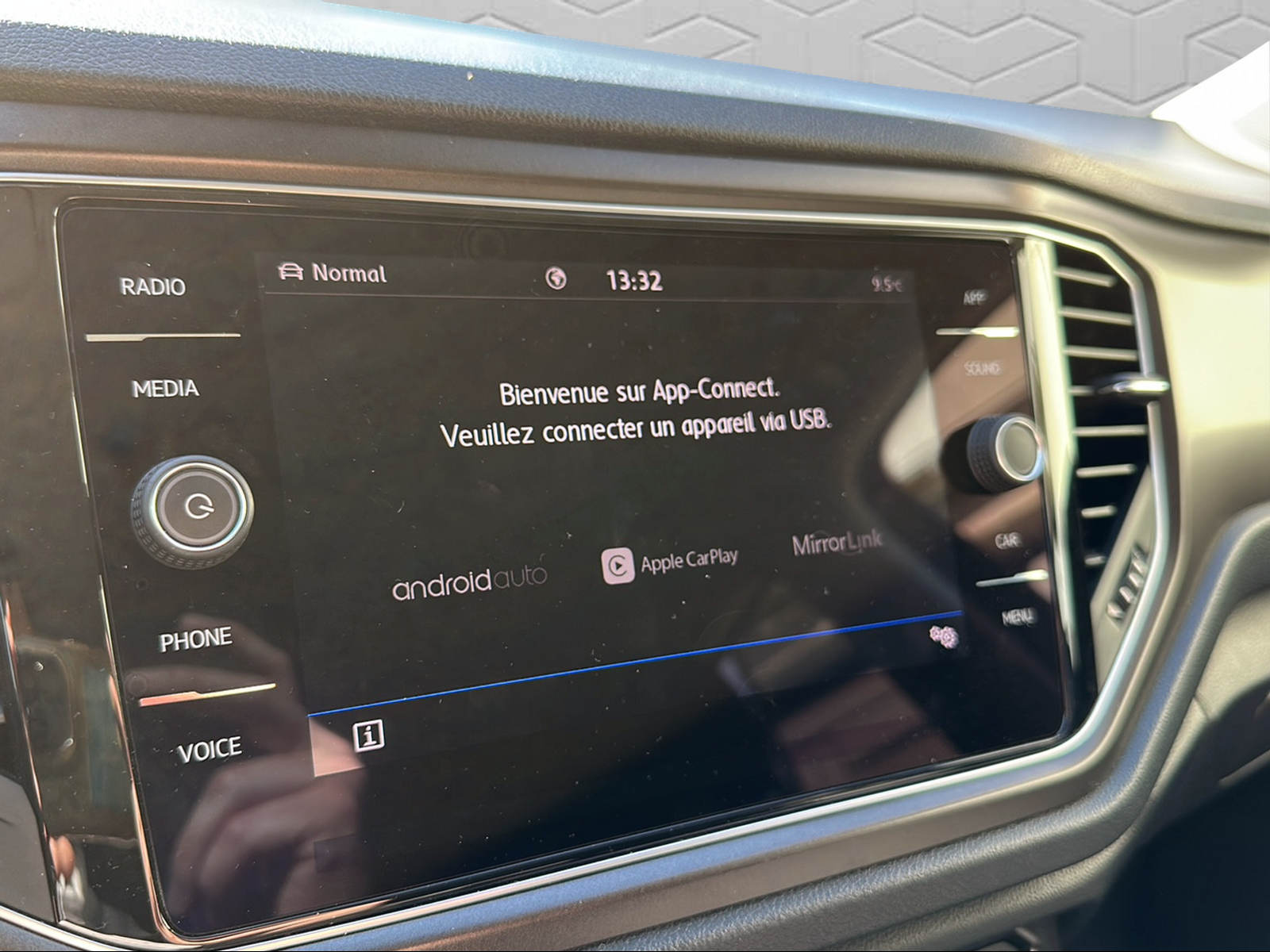 VW T-Roc 1.5 TSI EVO Advance DSG-image-19