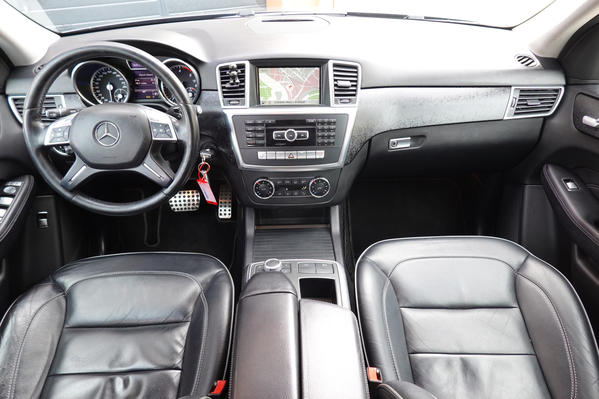 MERCEDES-BENZ ML 250 BlueTEC Edition 4Matic 7G-Tronic-image-8
