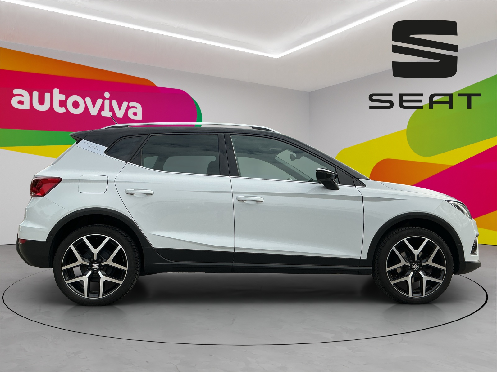 SEAT Arona 1.0 TGI CNG Hola FR-image-3