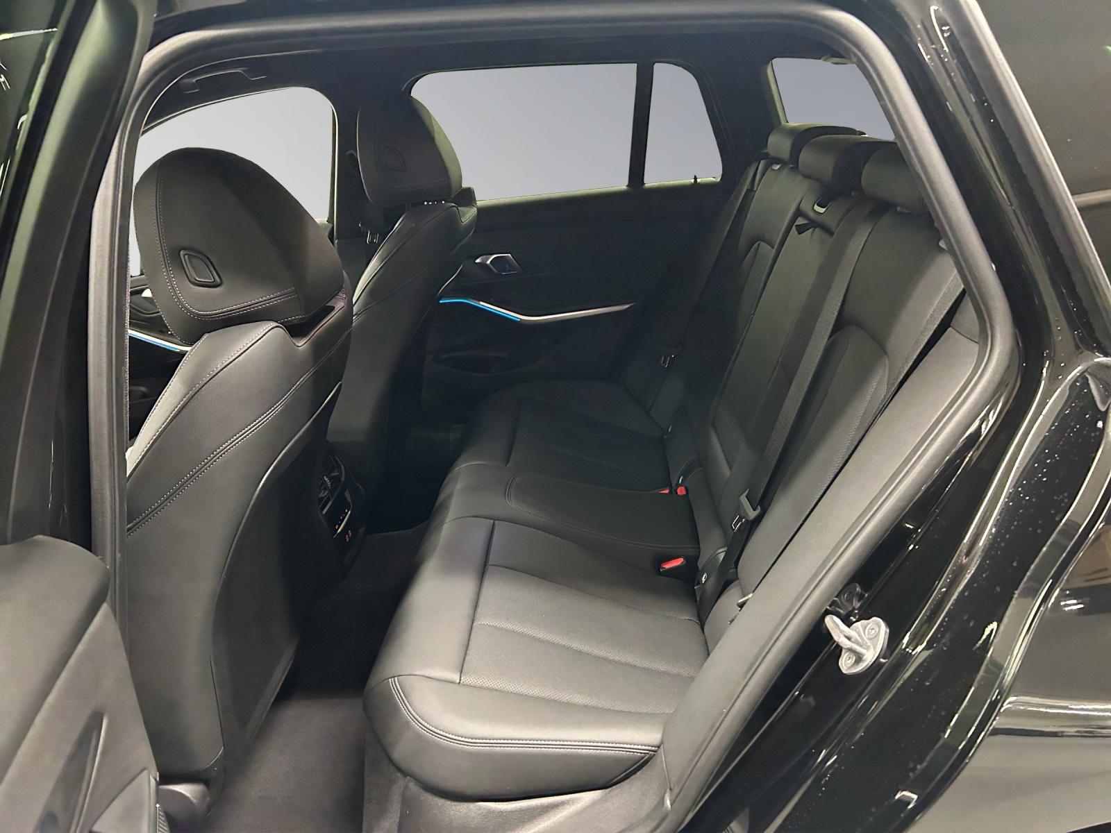 BMW 330d xDrive SAG Touring-image-13