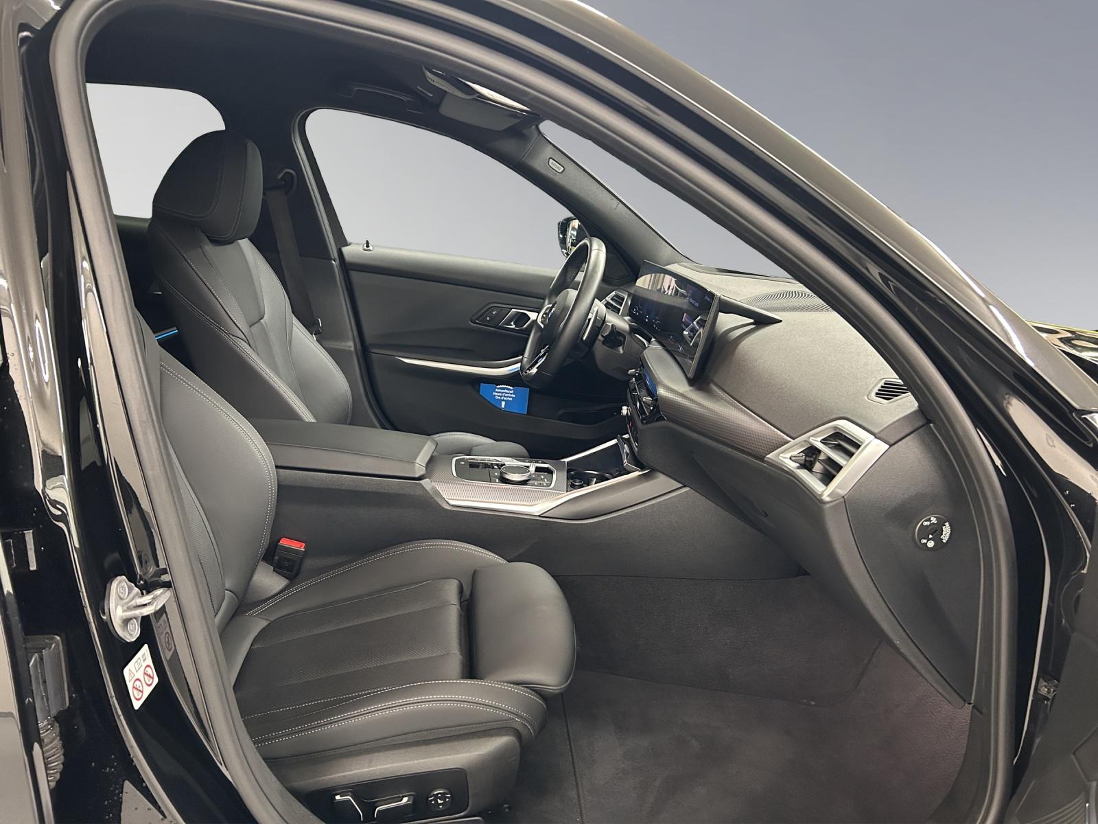 BMW 330d xDrive SAG Touring-image-14