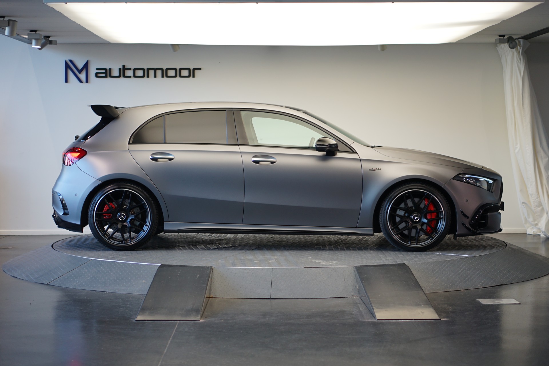 MERCEDES-BENZ A AMG 45 S 4Matic+ 8G-DCT-image-3
