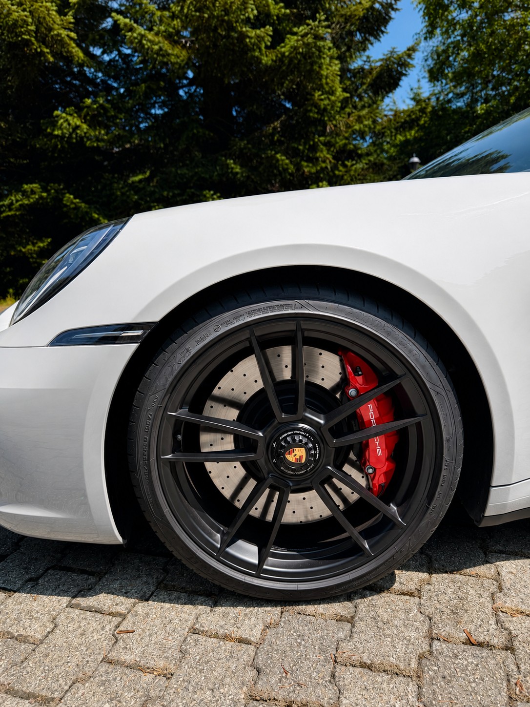 PORSCHE 911 Carrera 4 GTS PDK-image-8