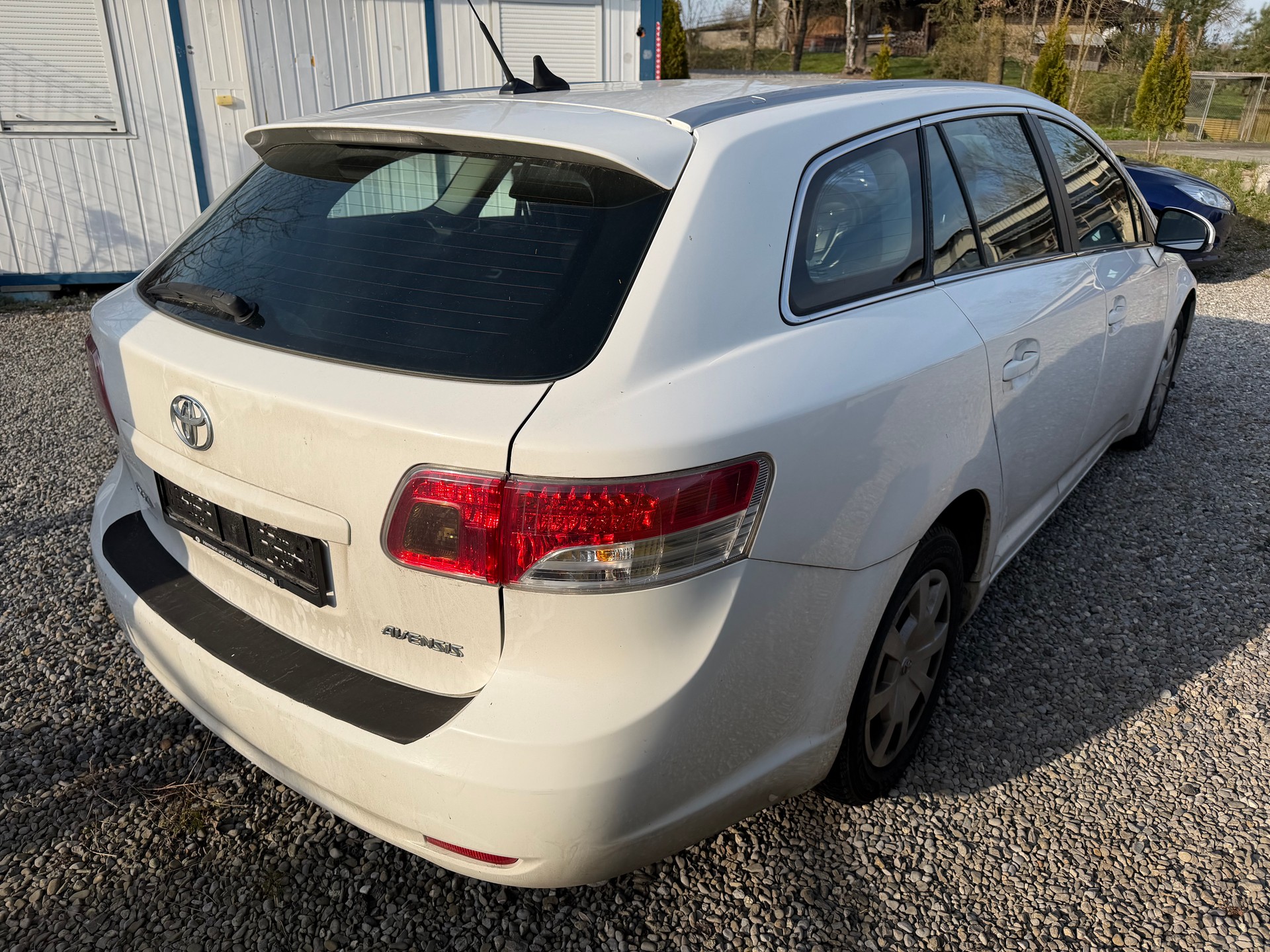 TOYOTA Avensis SW 1.8 Linea Terra Multidrive-image-2