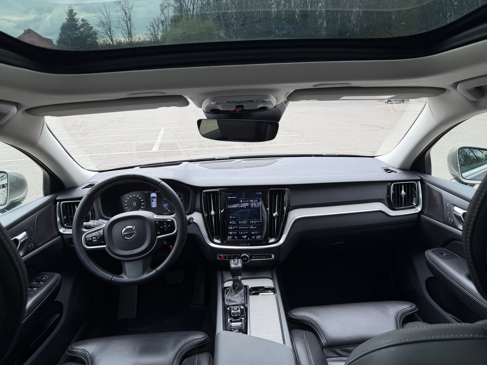 VOLVO V60 T6 AWD Inscription Geartronic-image-3