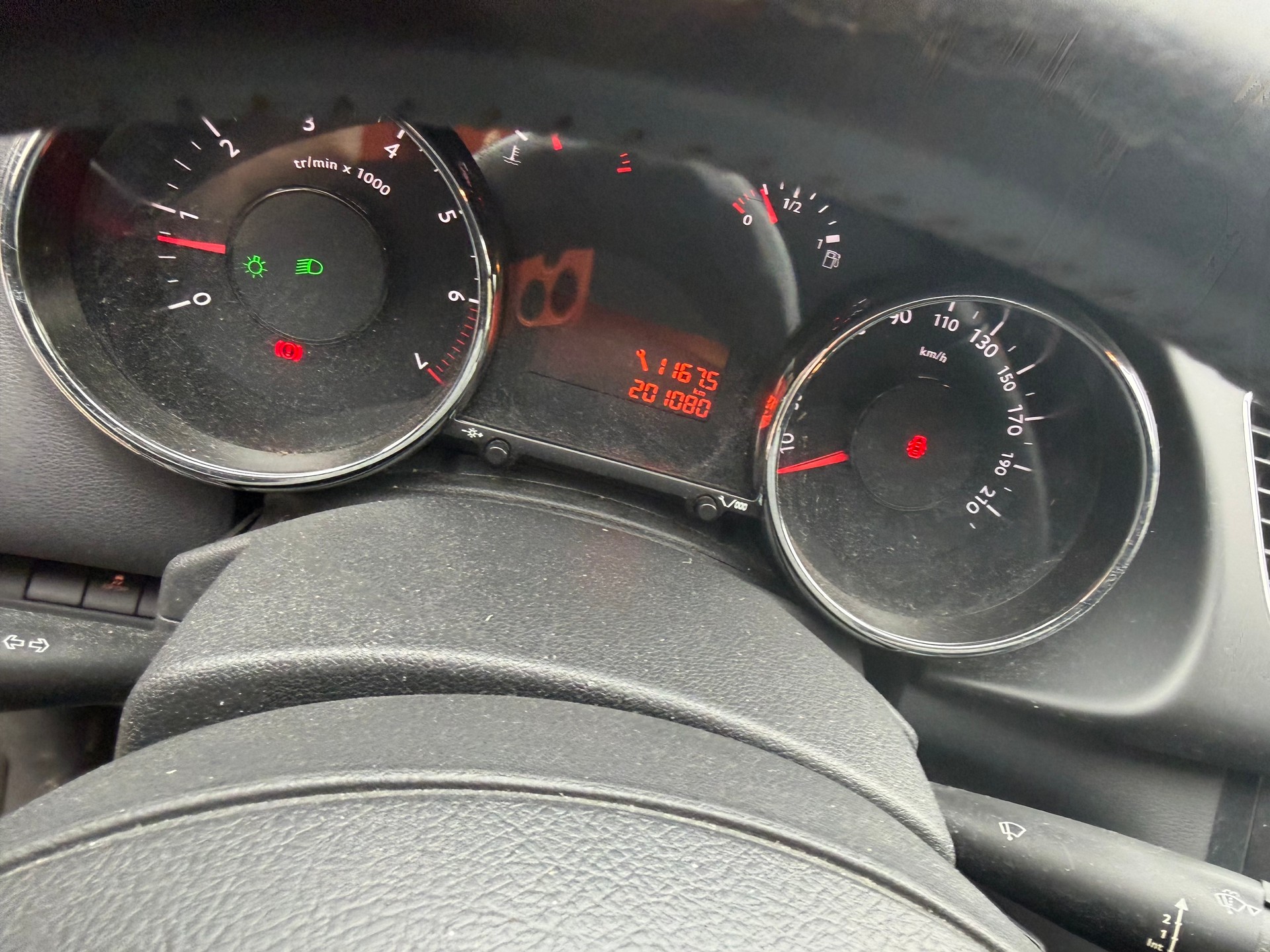 PEUGEOT 3008 1.6 16V VTI Business-image-10