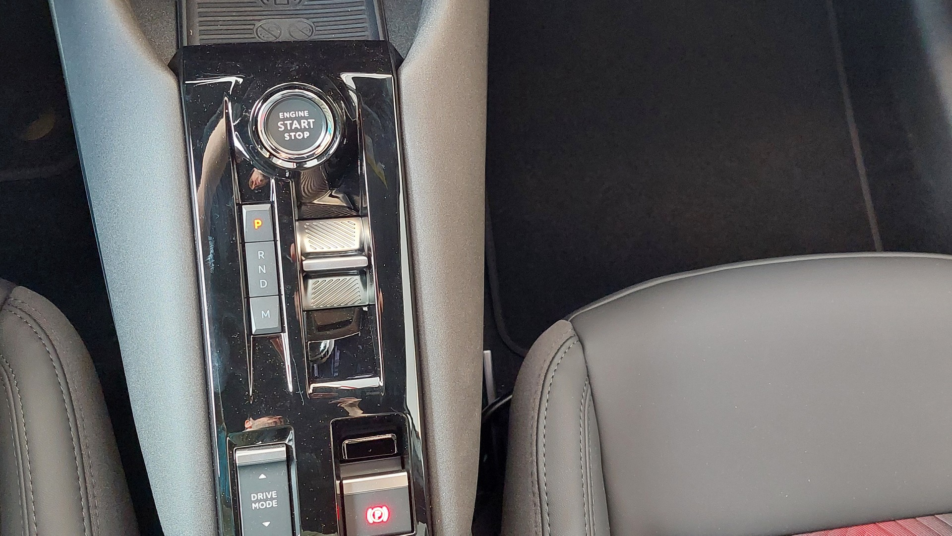 ALFA ROMEO Junior 1.2 48V Hybrid Q4-image-15