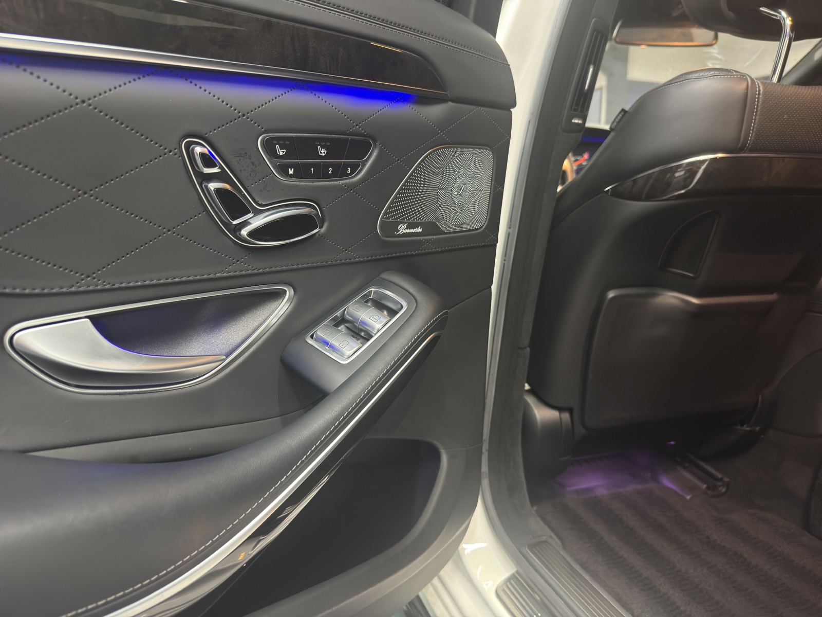 MERCEDES-BENZ S 63 AMG L 4Matic Speedshift MCT-image-24