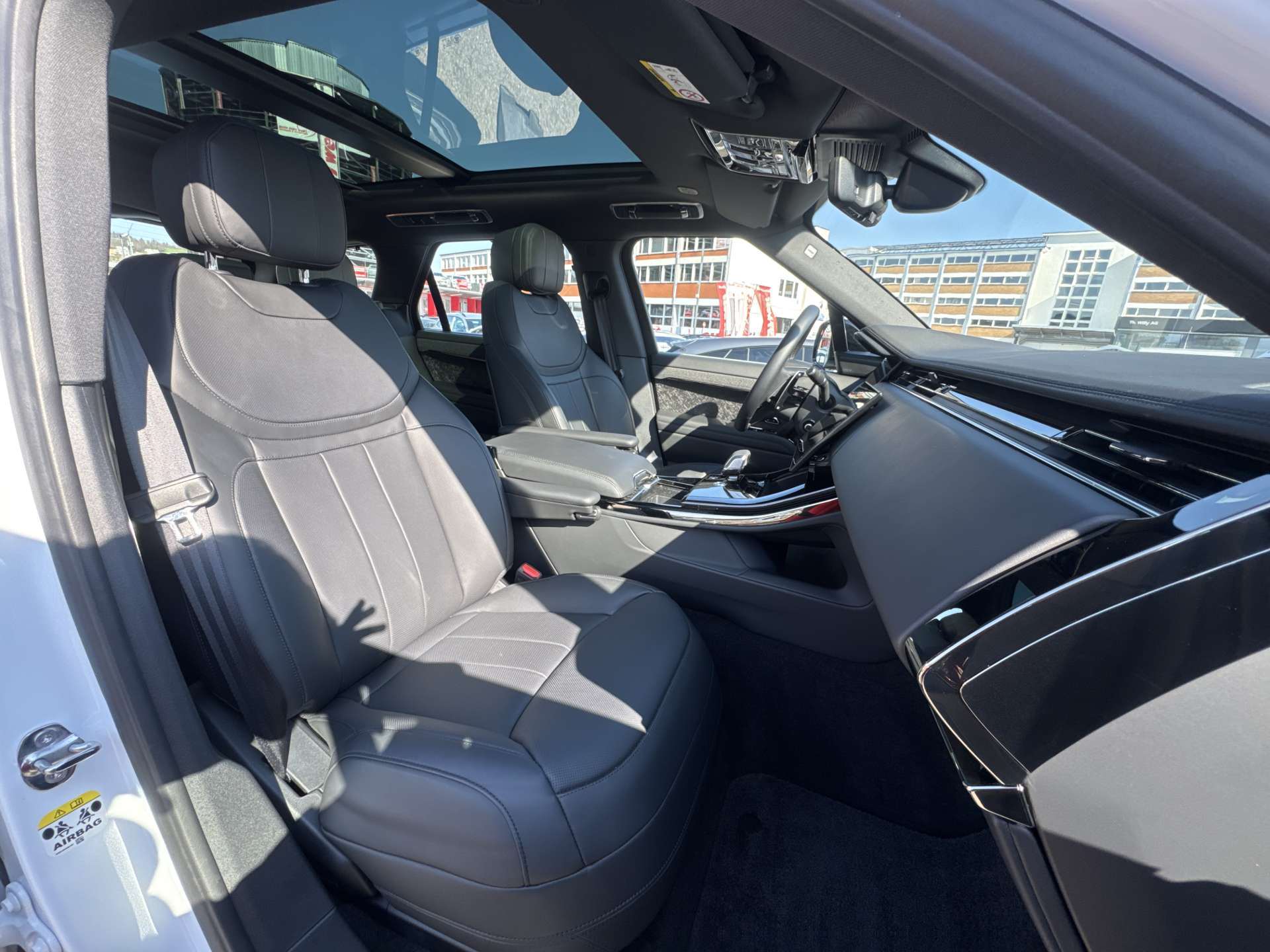 LAND ROVER Range Rover Sport P460e 3.0 Si6 PHEV Dynamic SE Automat-image-12